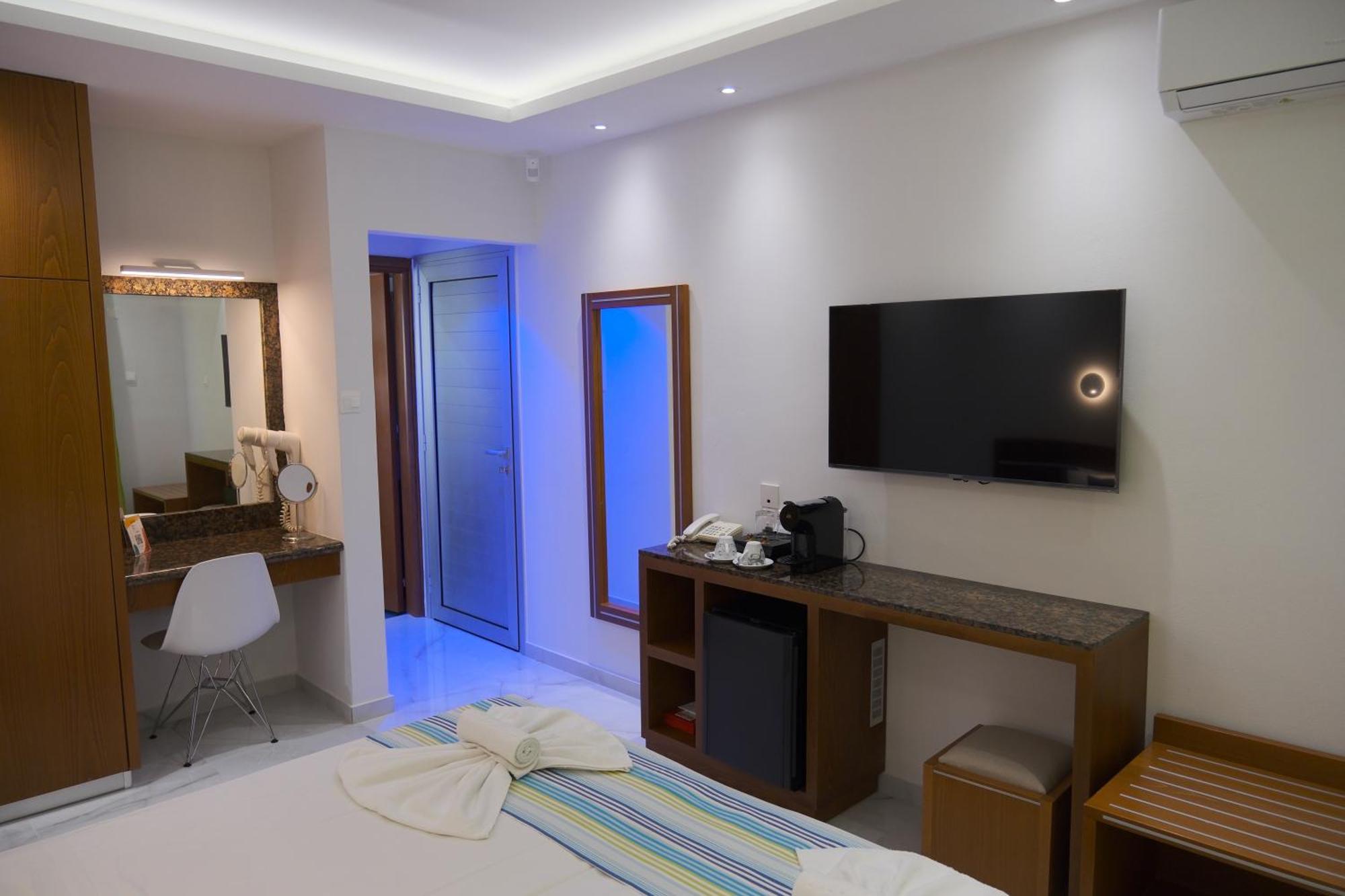 Aparthotel Loutsiana Deluxe Apts Ayia Napa