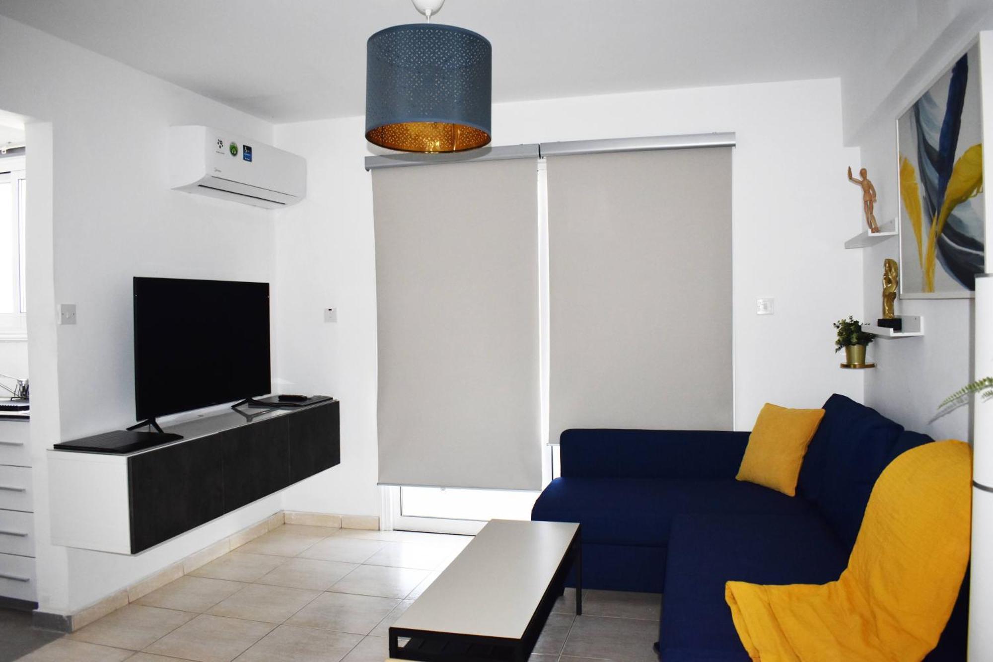 Sunny Rooftop In 91sqm Terrace Delight! Apartment *
