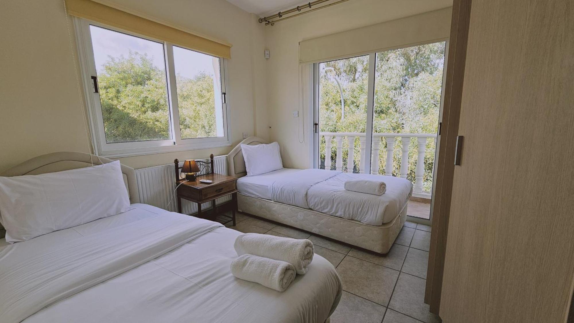 Holiday home Nissi House *