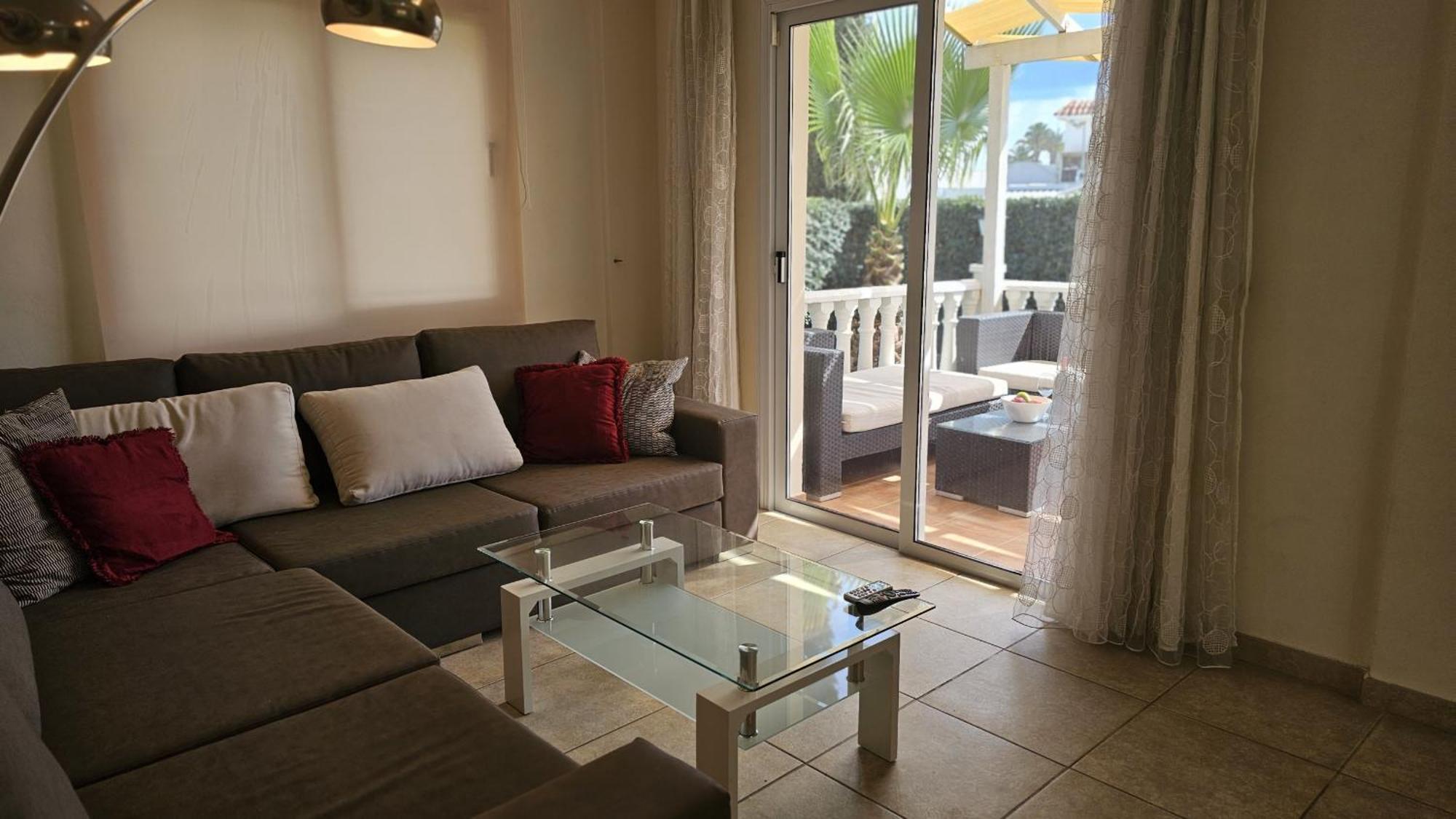 Nissi House