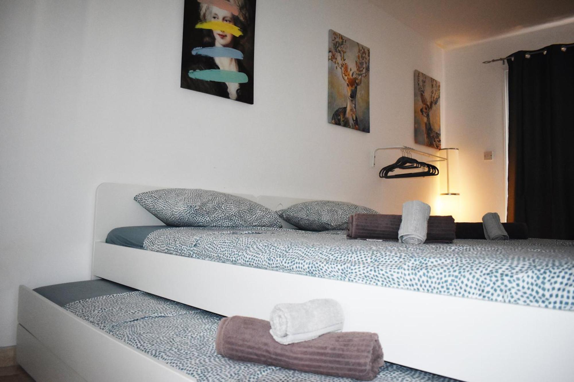 Sunny Rooftop In 91sqm Terrace Delight! Ayia Napa
