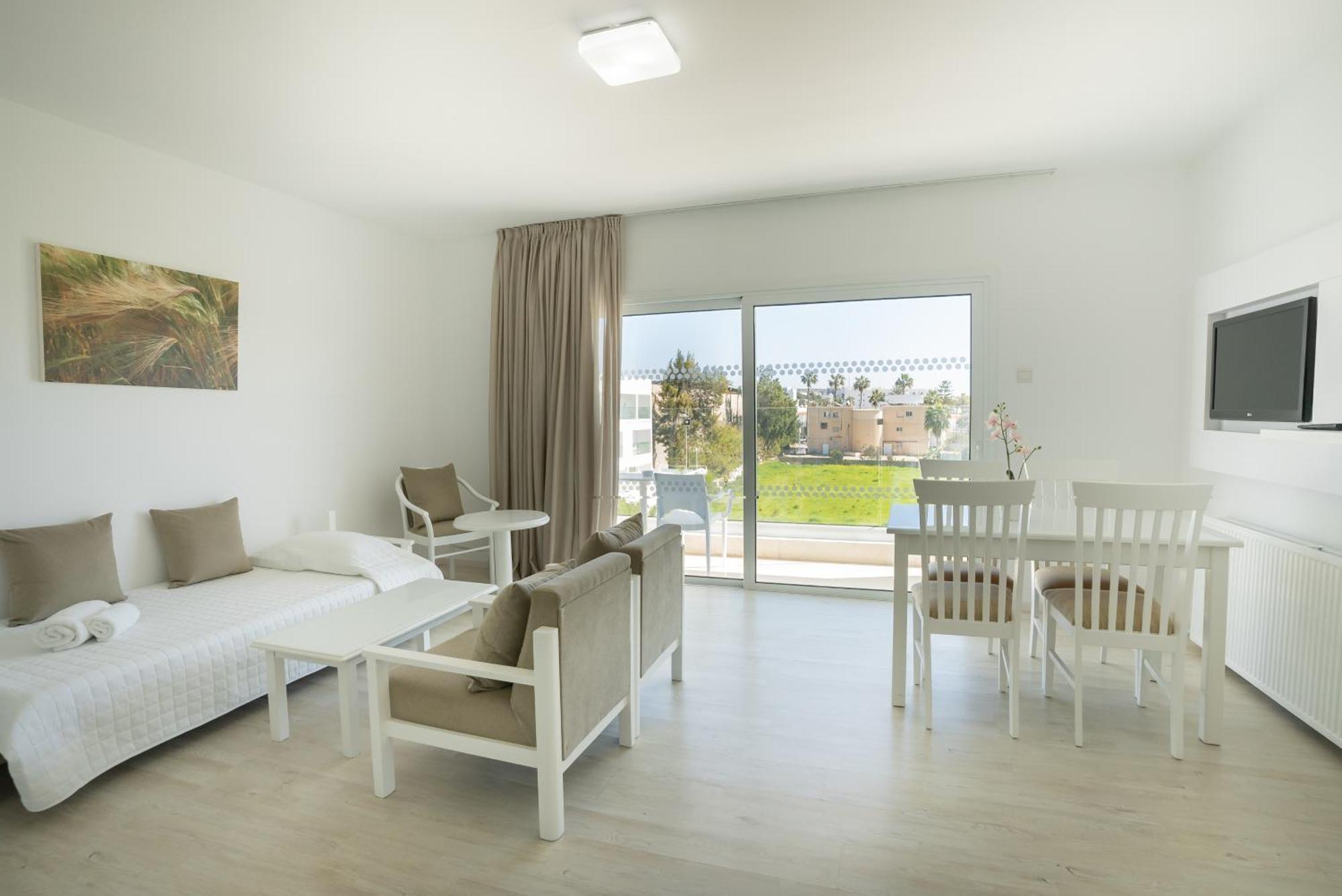 Aparthotel Liquid Agia Napa