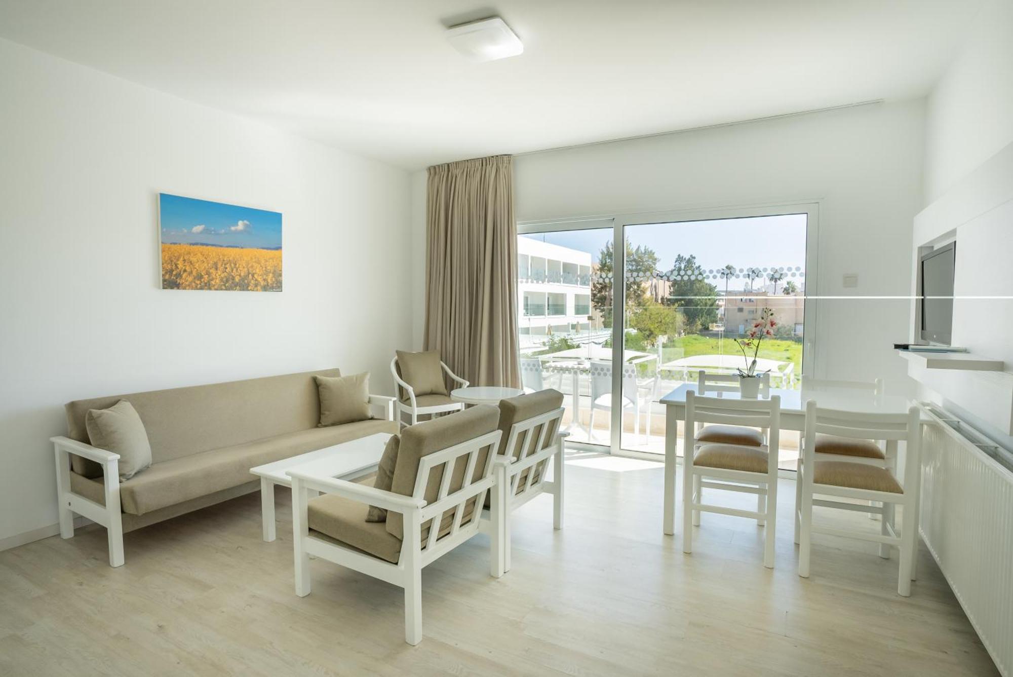 Aparthotel Liquid 3*