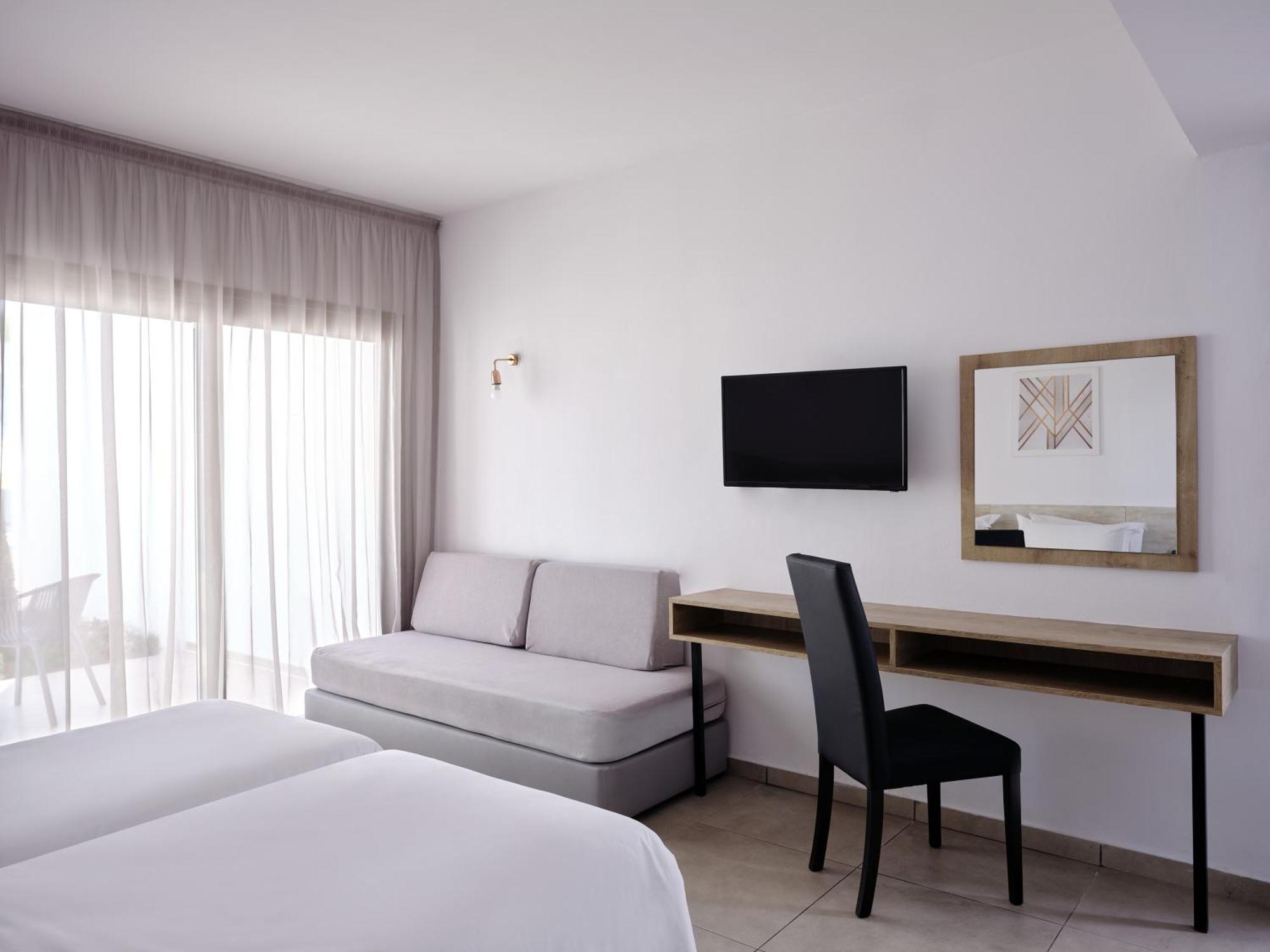 Resort Atlantica Panthea 4*