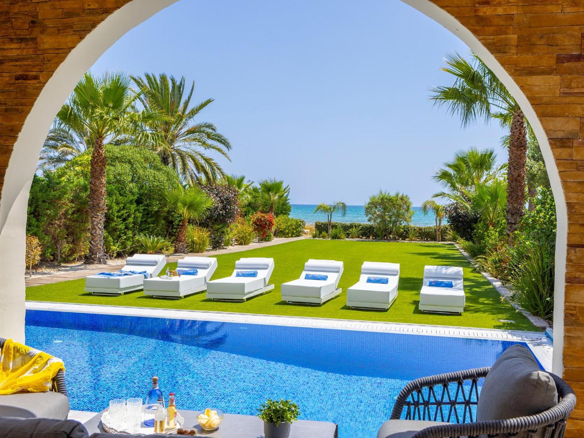 Ionion H5 Agia Napa