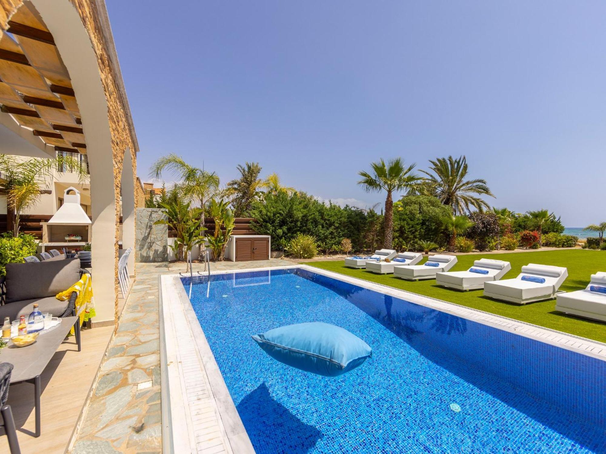 Ionion H5 Agia Napa