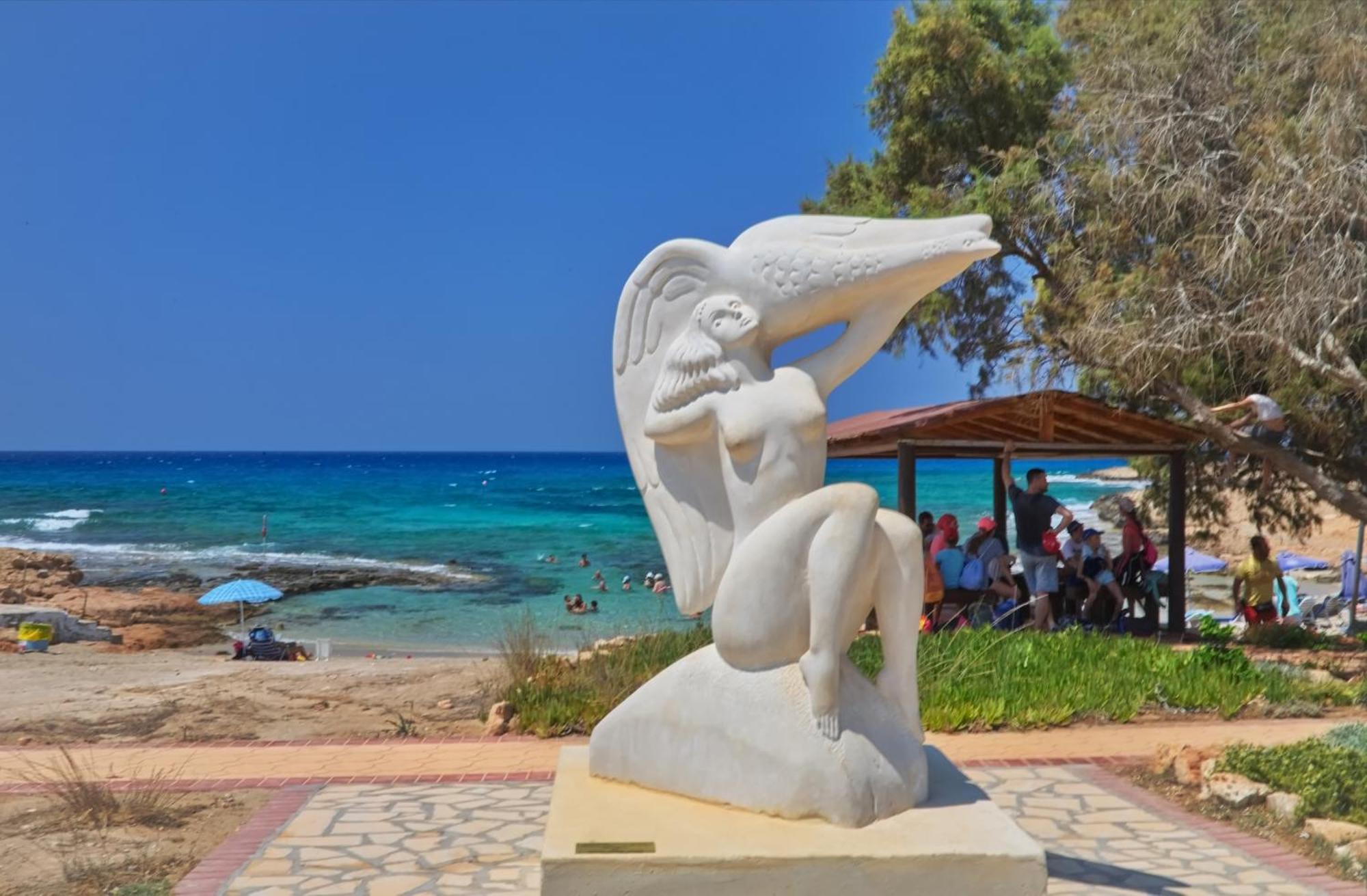 Sea Pearl Beachfront - Breeze Ayia Napa
