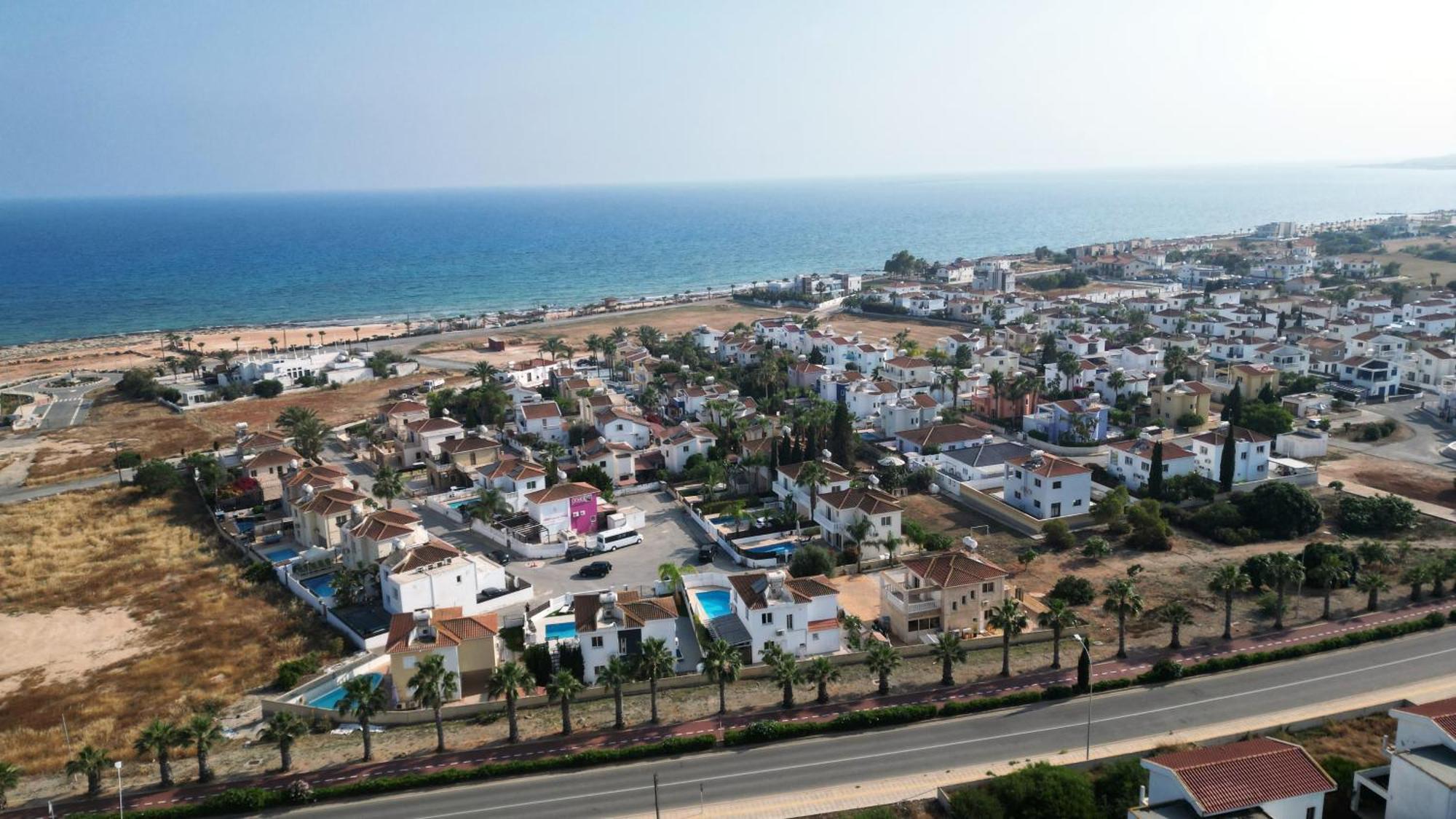 Thetida * Ayia Napa