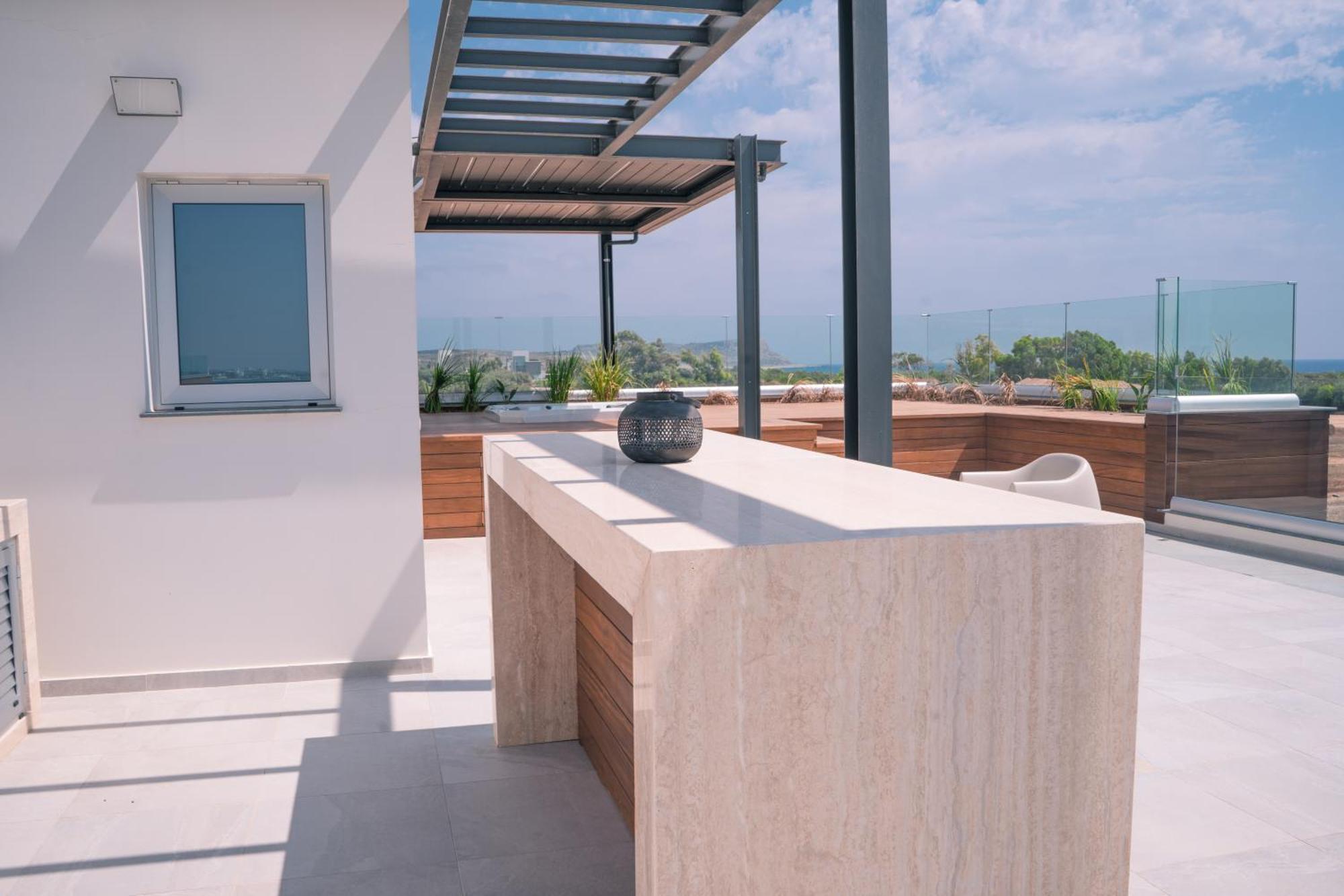 Vivo Mare Beachfront - Vista * Ayia Napa