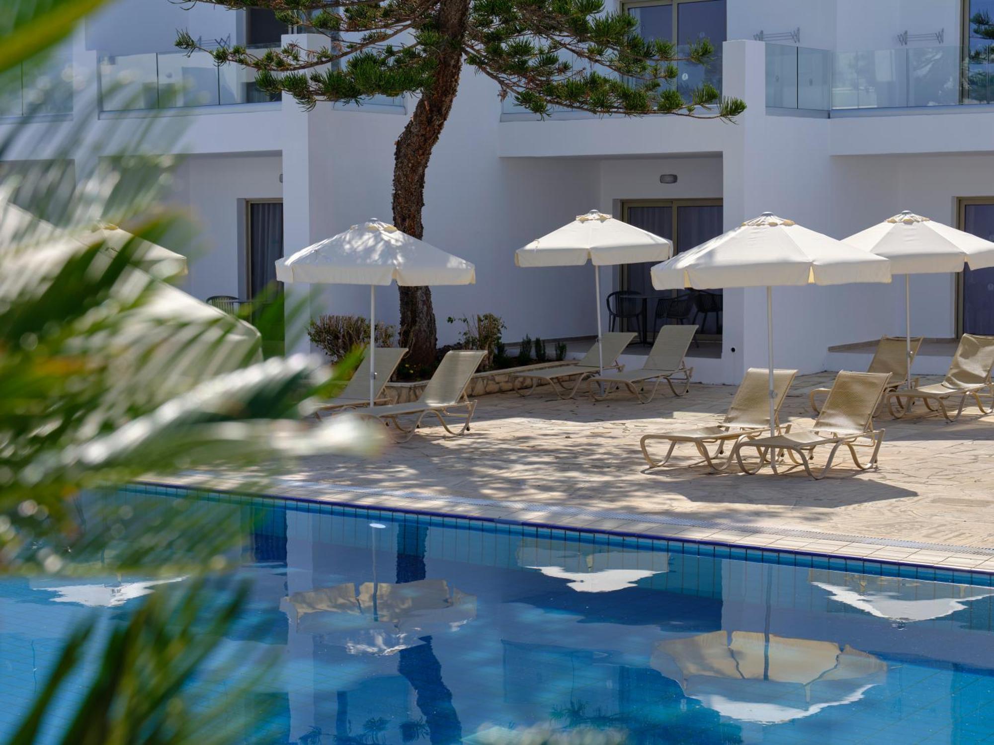 Atlantica Panthea 4*