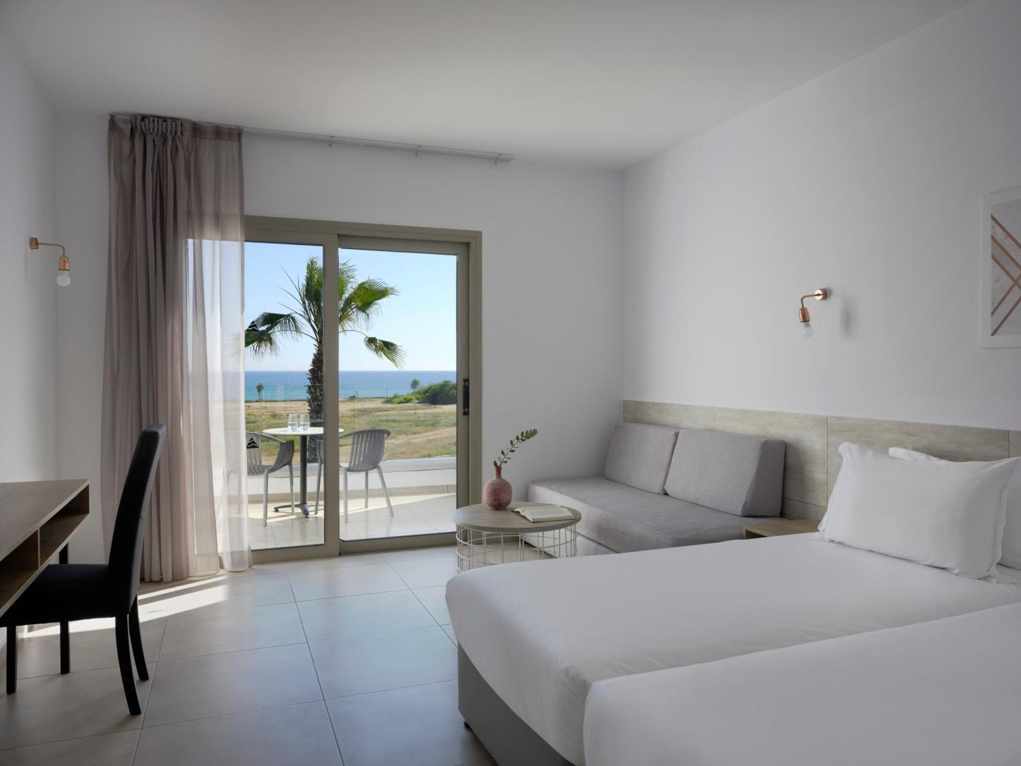 Atlantica Panthea 4*