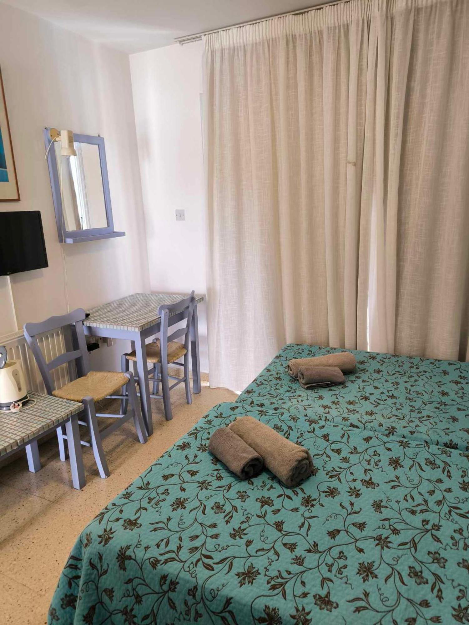 Aparthotel Simos Magic Apts *