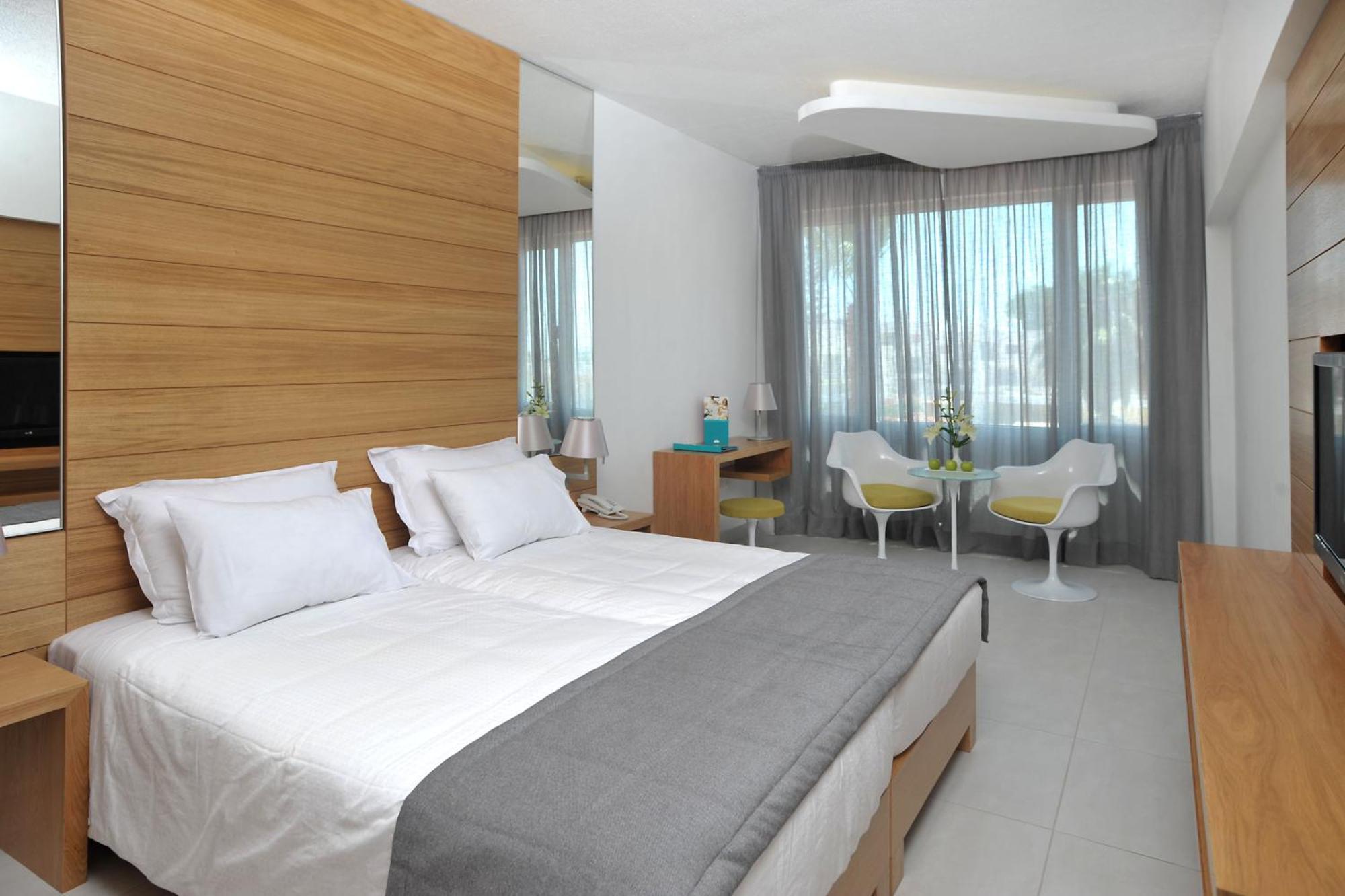 Napa Plaza (adults Only) Hotel 4*