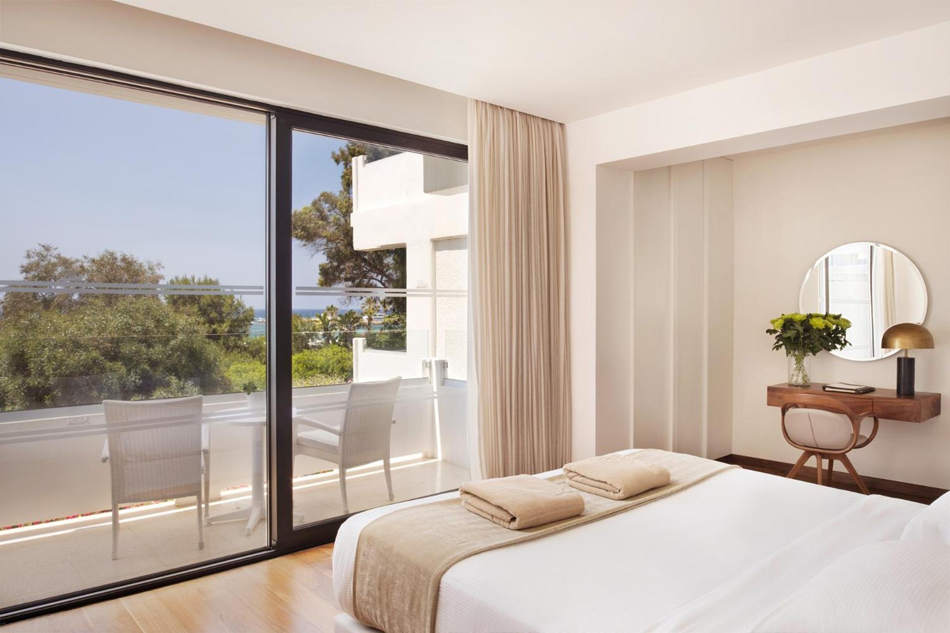 Resort Grecian Bay 5*