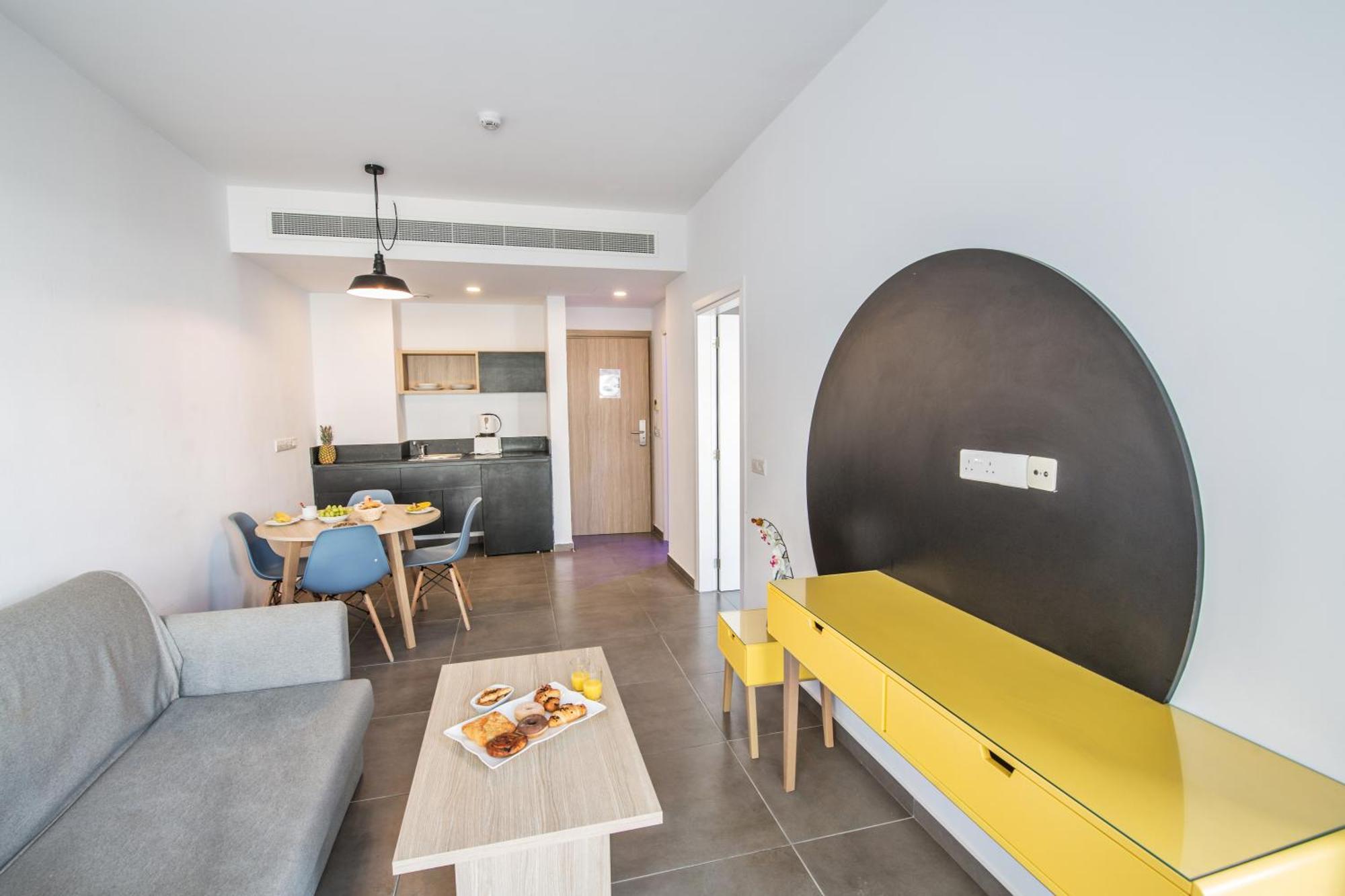 Anthea Aparthotel