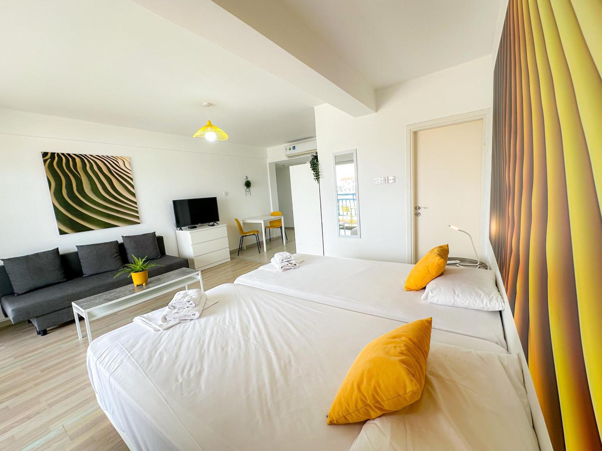 Apartment Lovely Ayia Napa