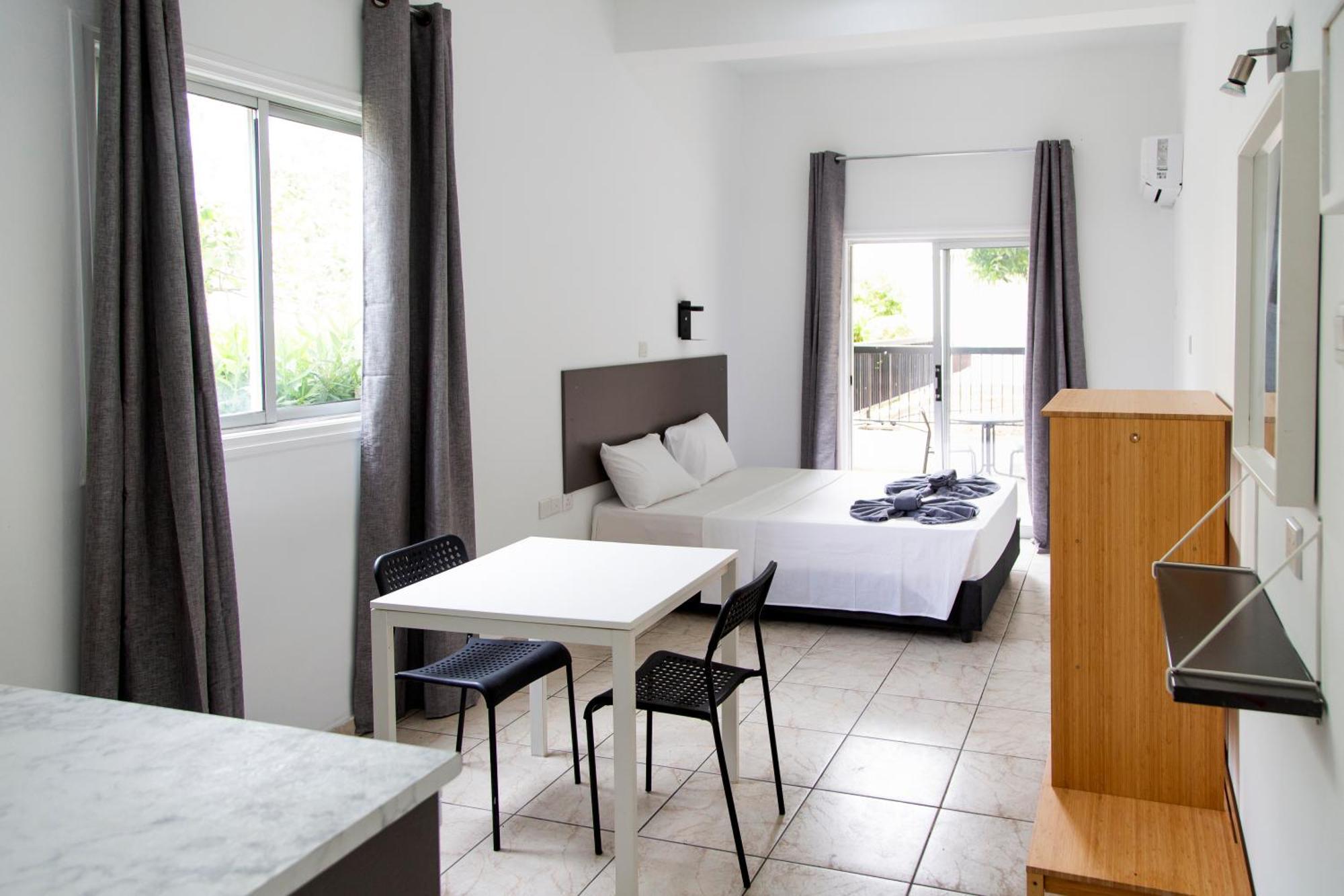 Aparthotel Summer's 2*