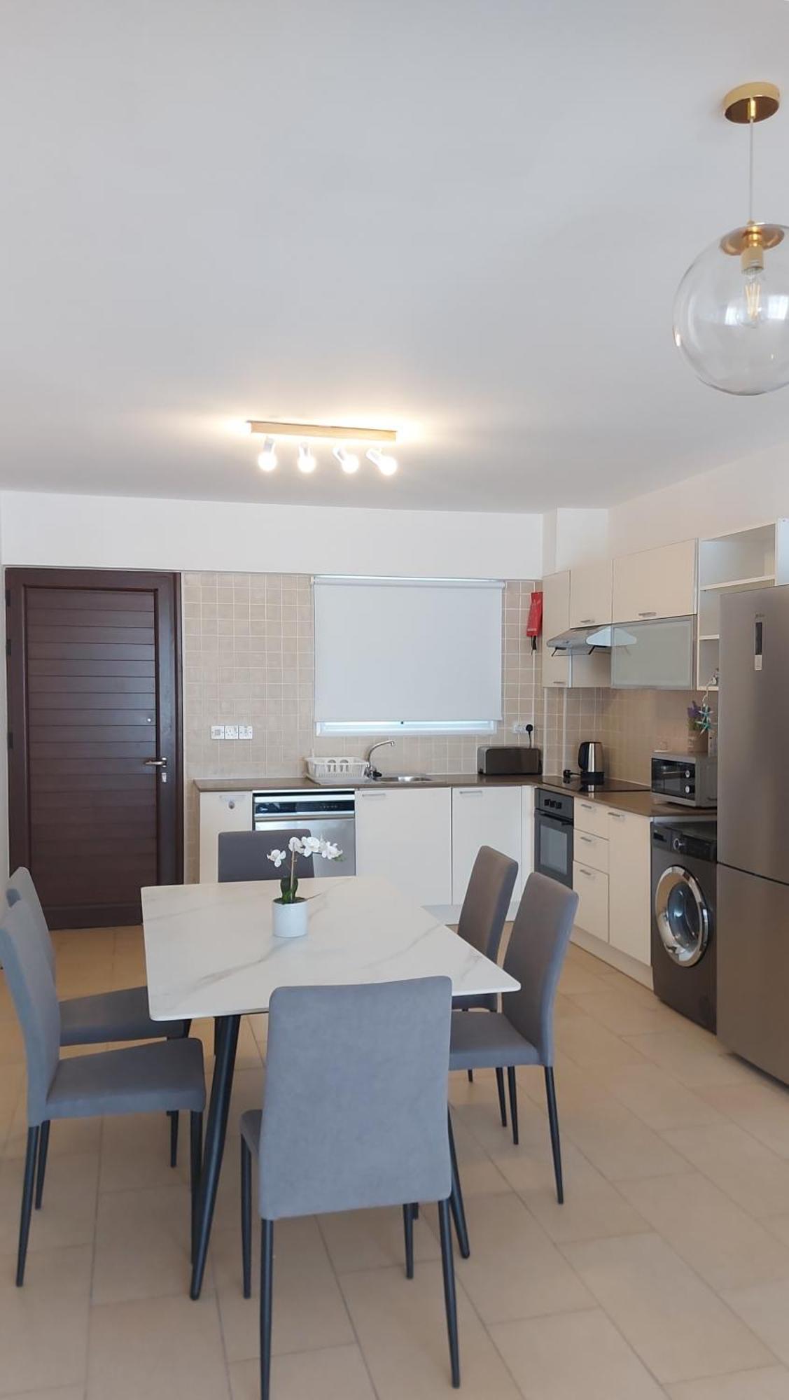 Nissi 3 Pool View 2 Bedroom With Large Veranda * Ayia Napa