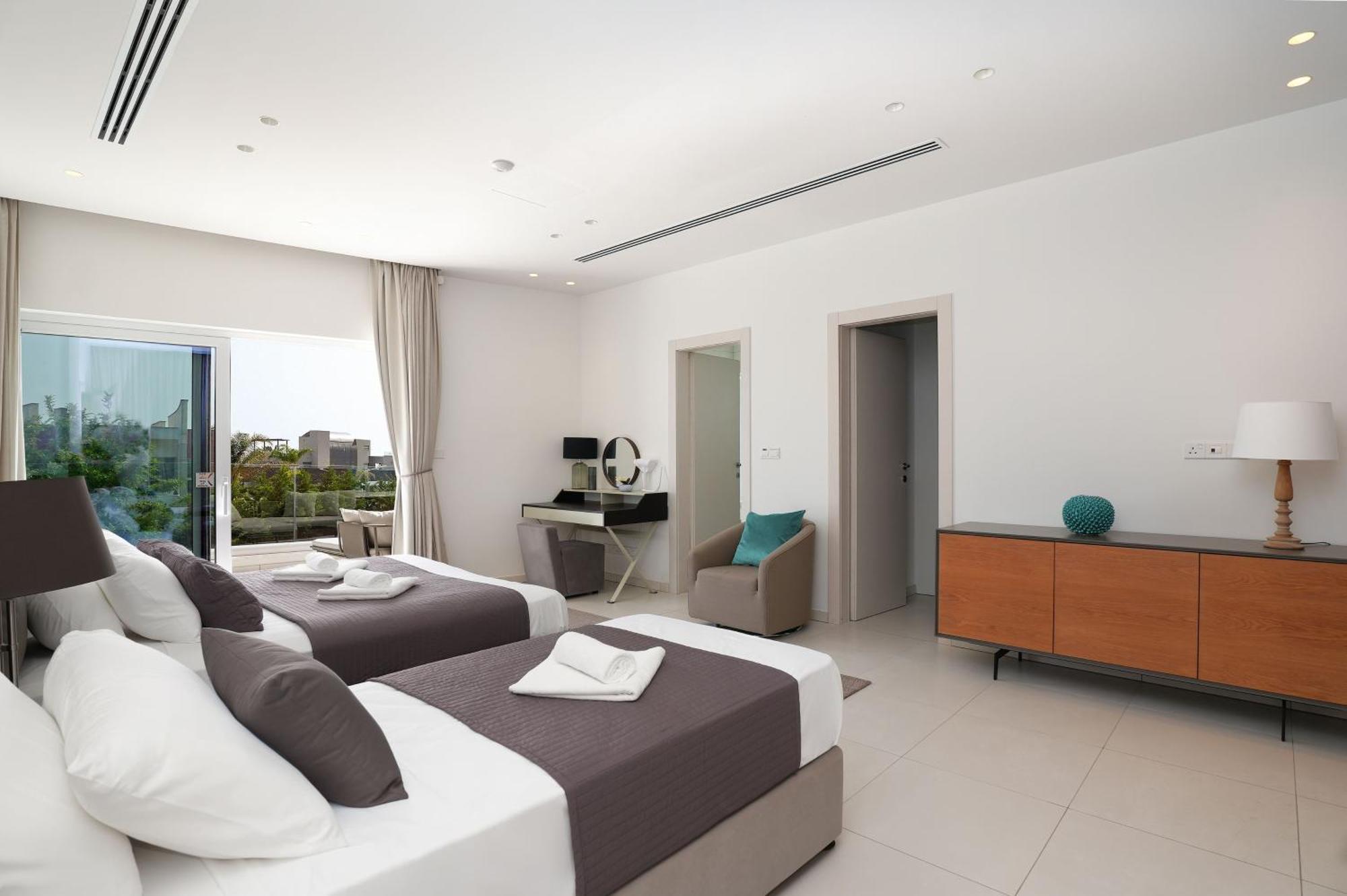 Royal Oasis Holiday home *