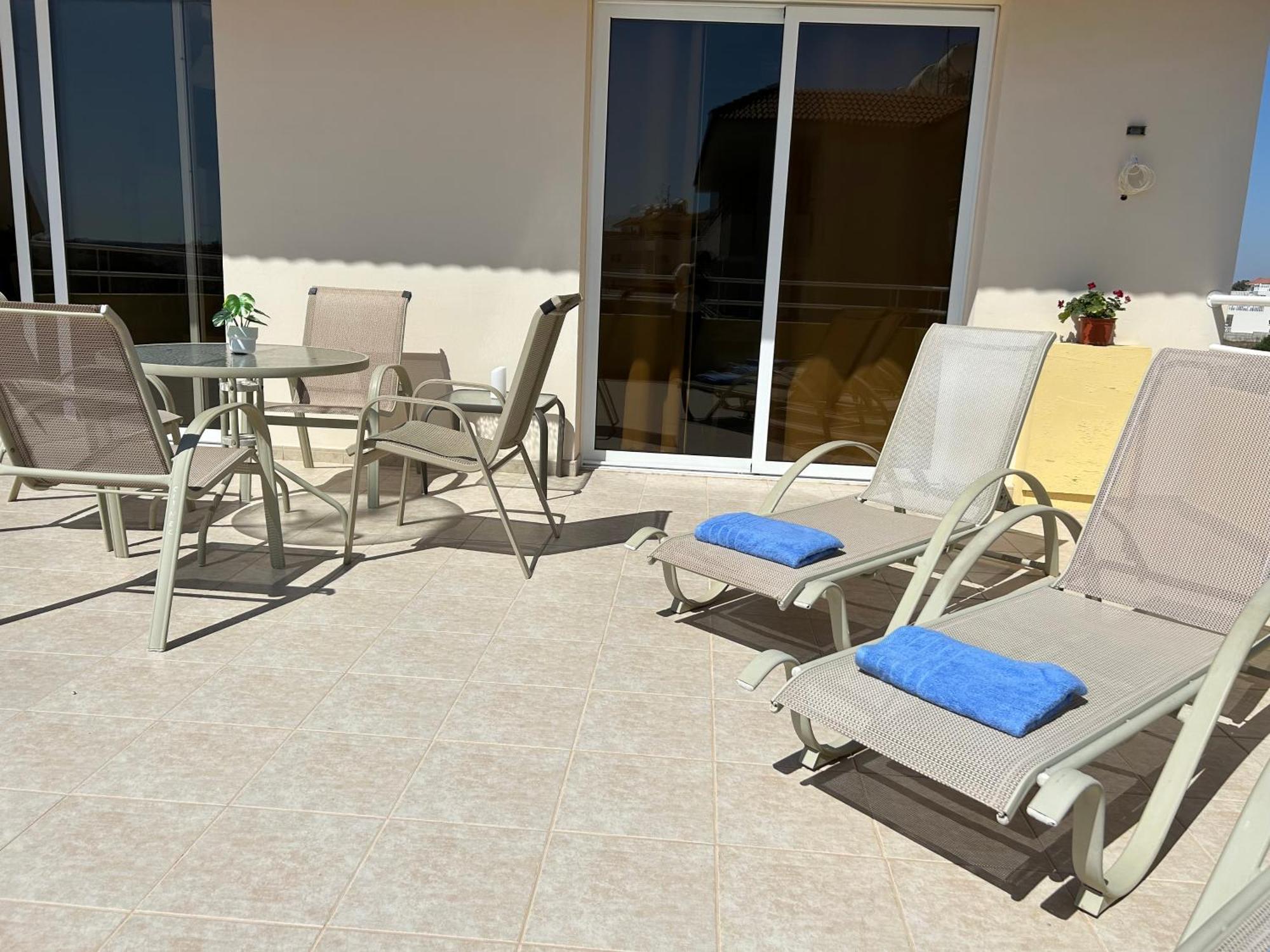Apartment Nissi Elena -sunshine