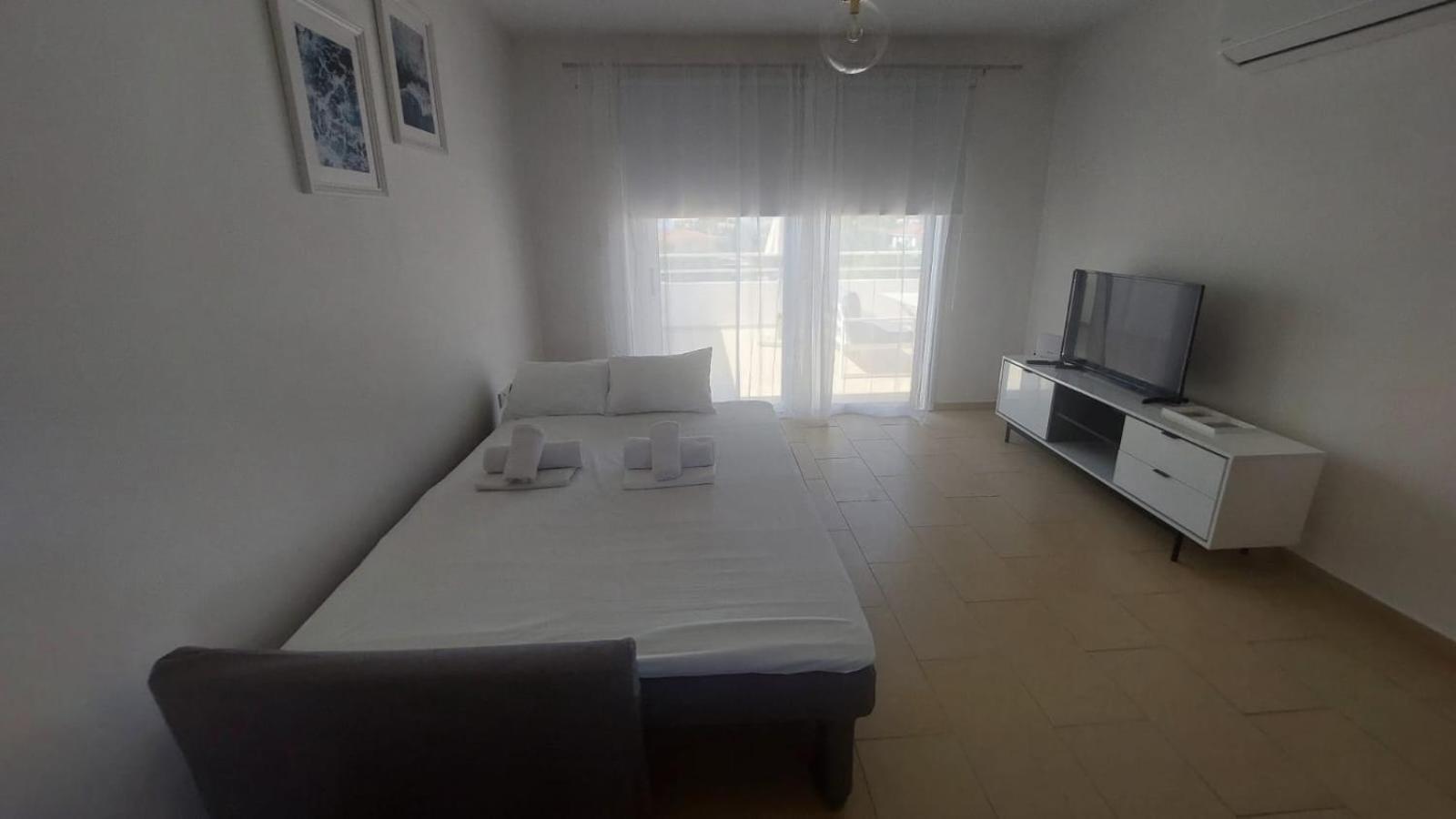 Nissi 3 Pool View 2 Bedroom With Large Veranda Apartment