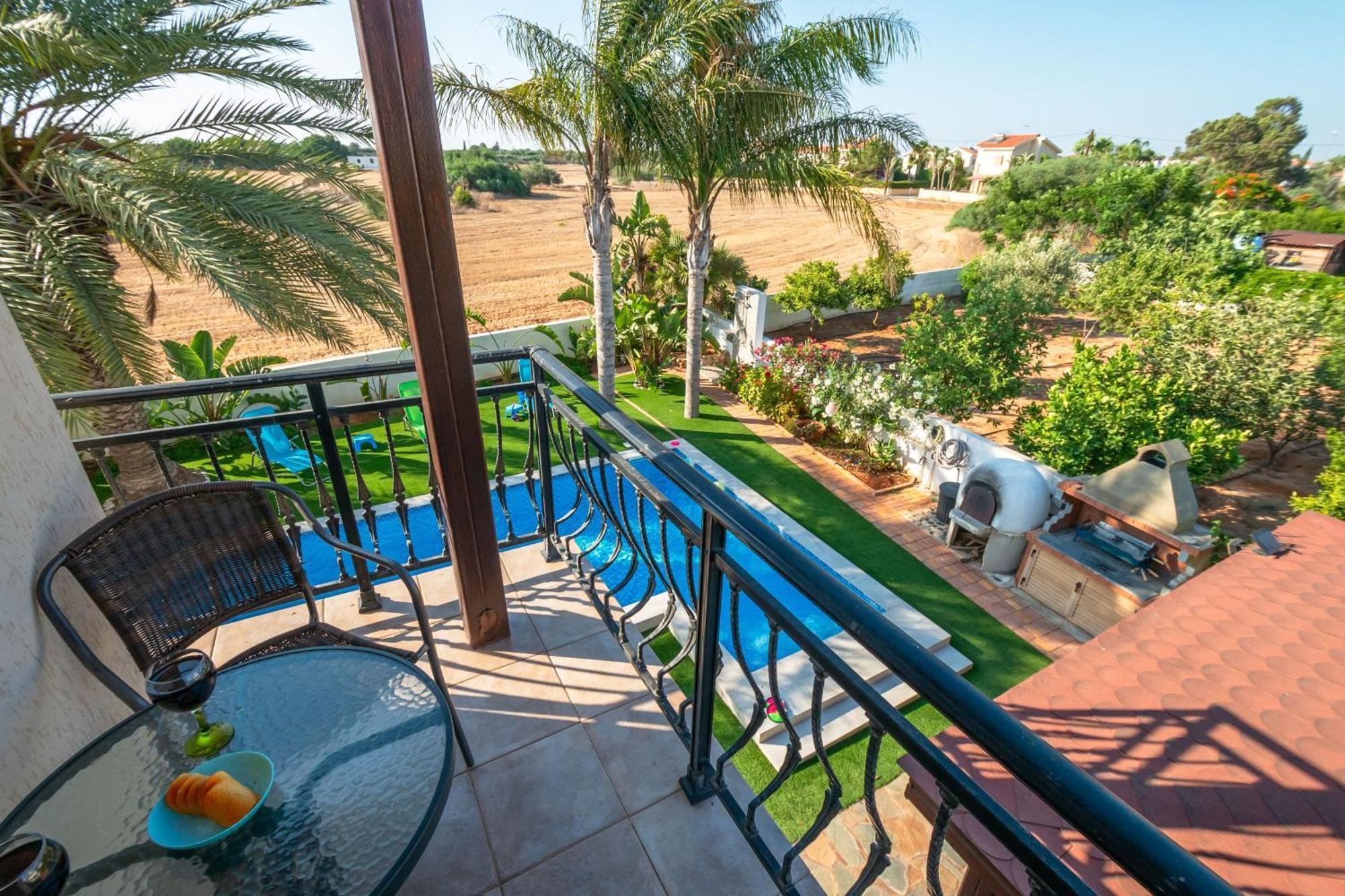 Tropical Villa Ayia Napa