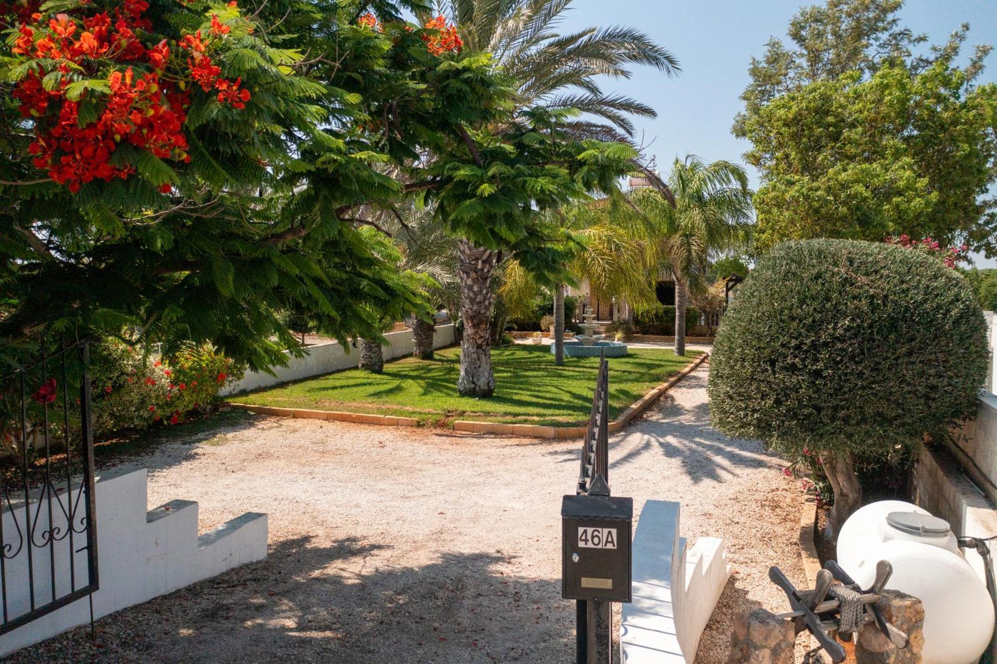 Tropical Villa Ayia Napa