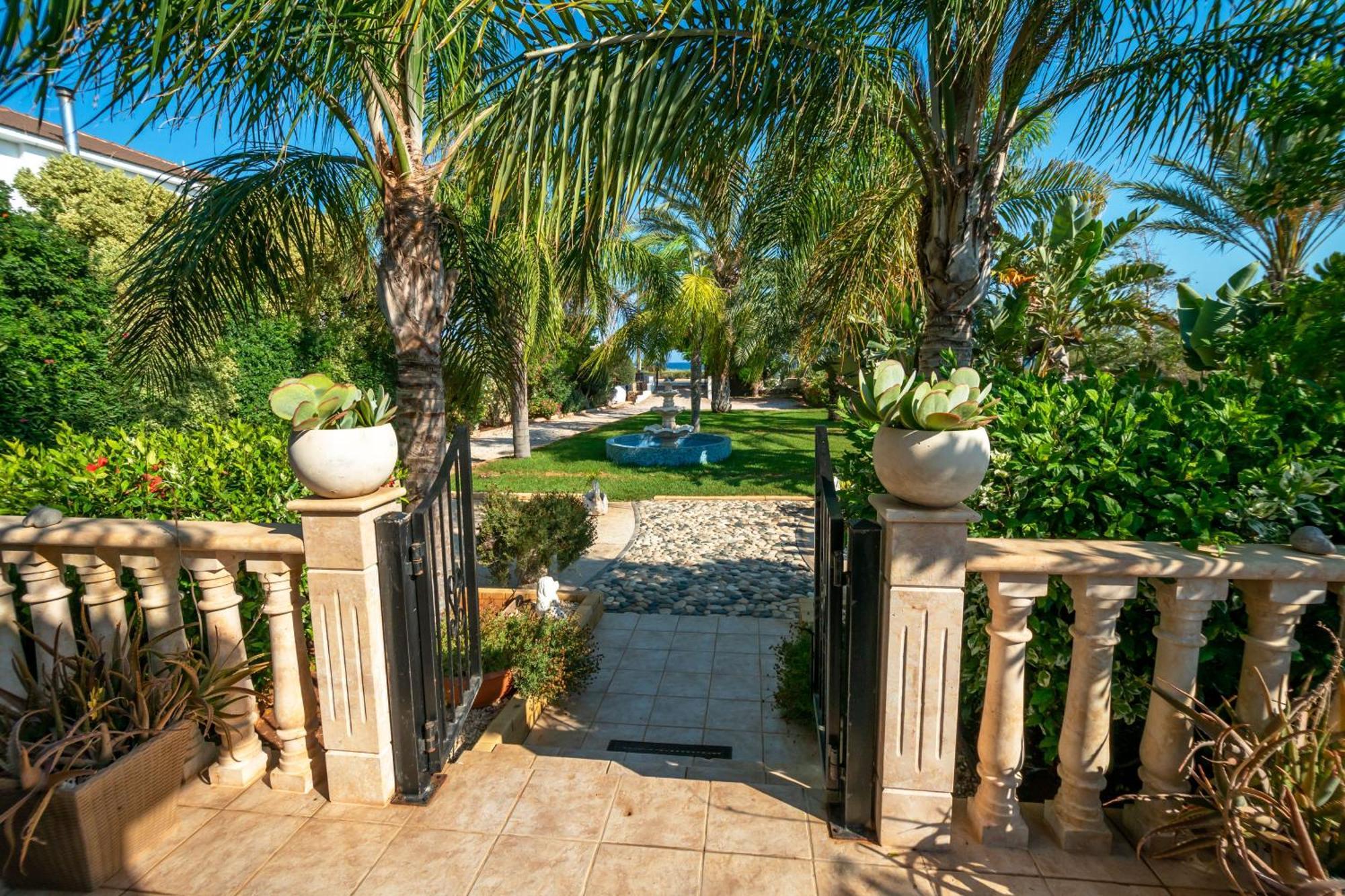 Villa Tropical *