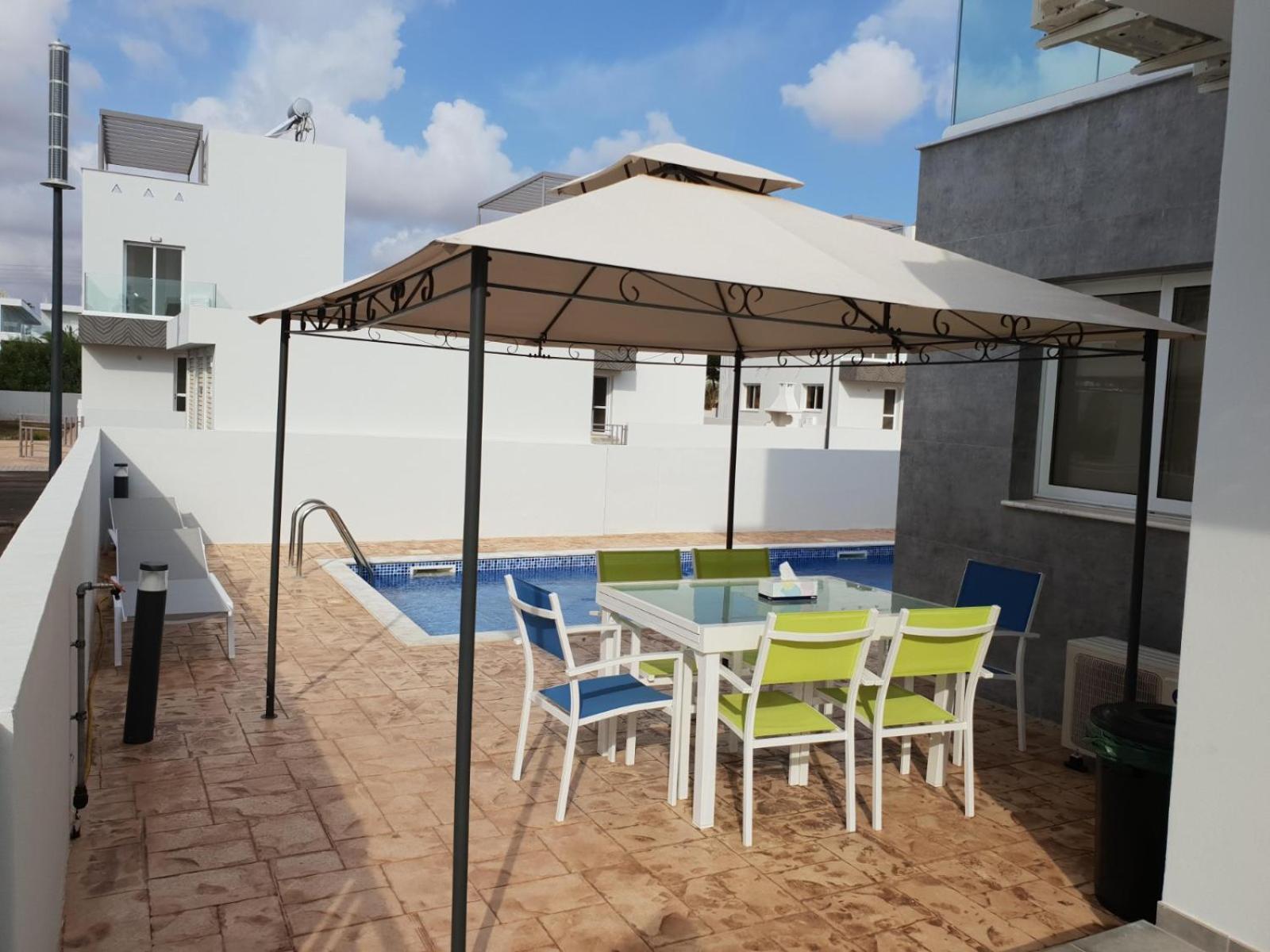Nissi * Ayia Napa