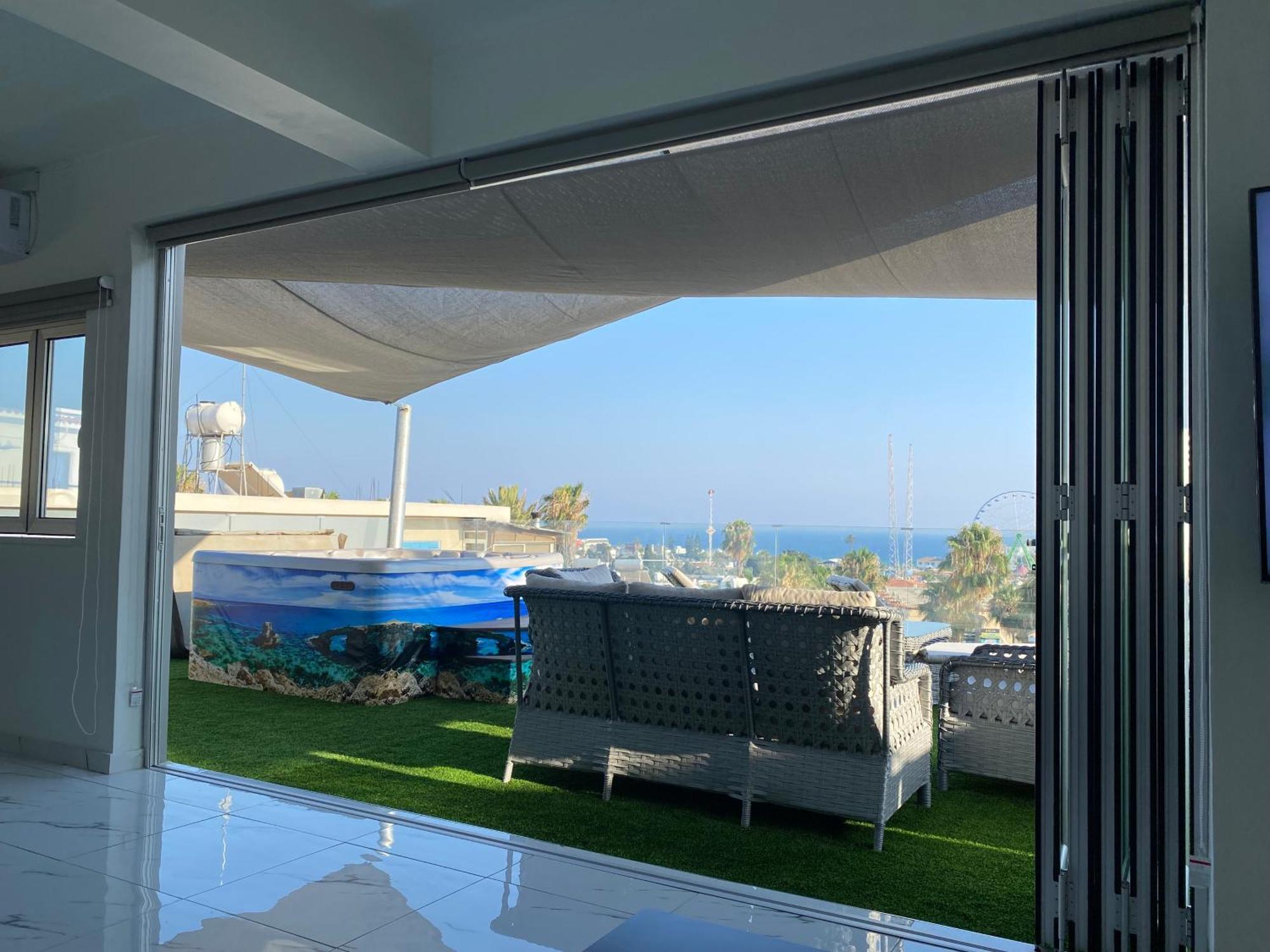 Sant Deluxe Apartment Ayia Napa