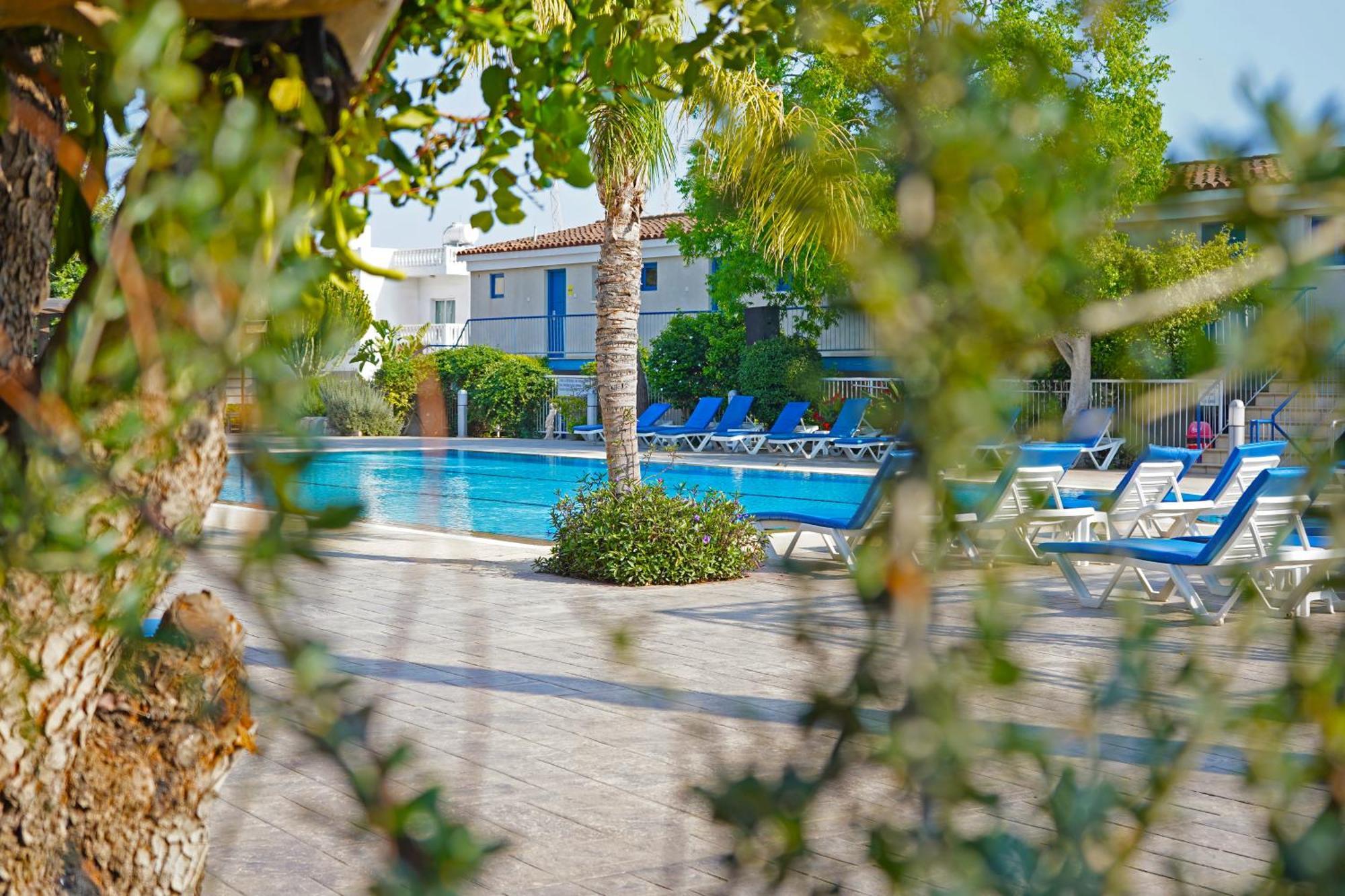 Aparthotel Green Bungalows Hotel Apartments