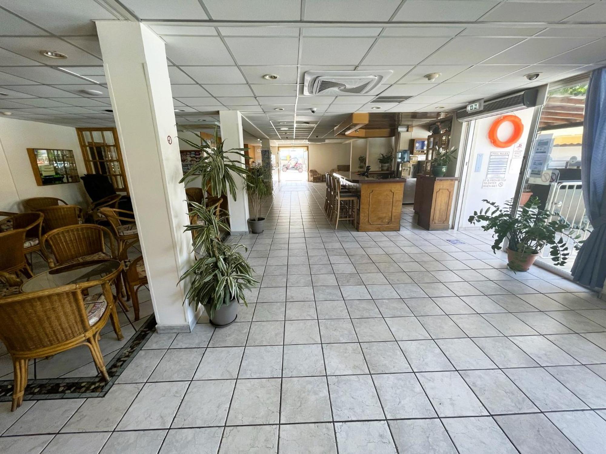 Green Bungalows Hotel Apartments 3*