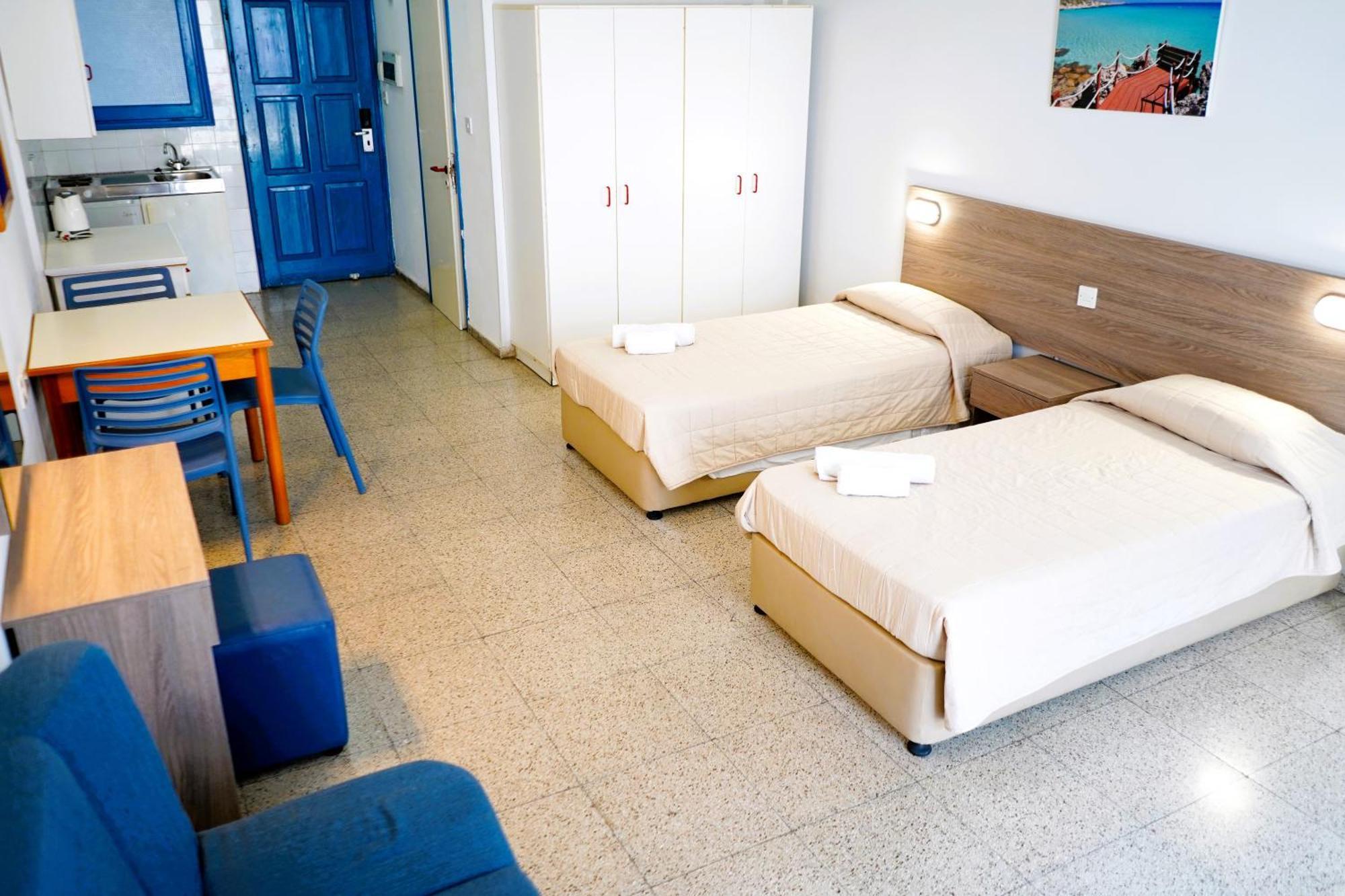 Aparthotel Green Bungalows Hotel Apartments 3*