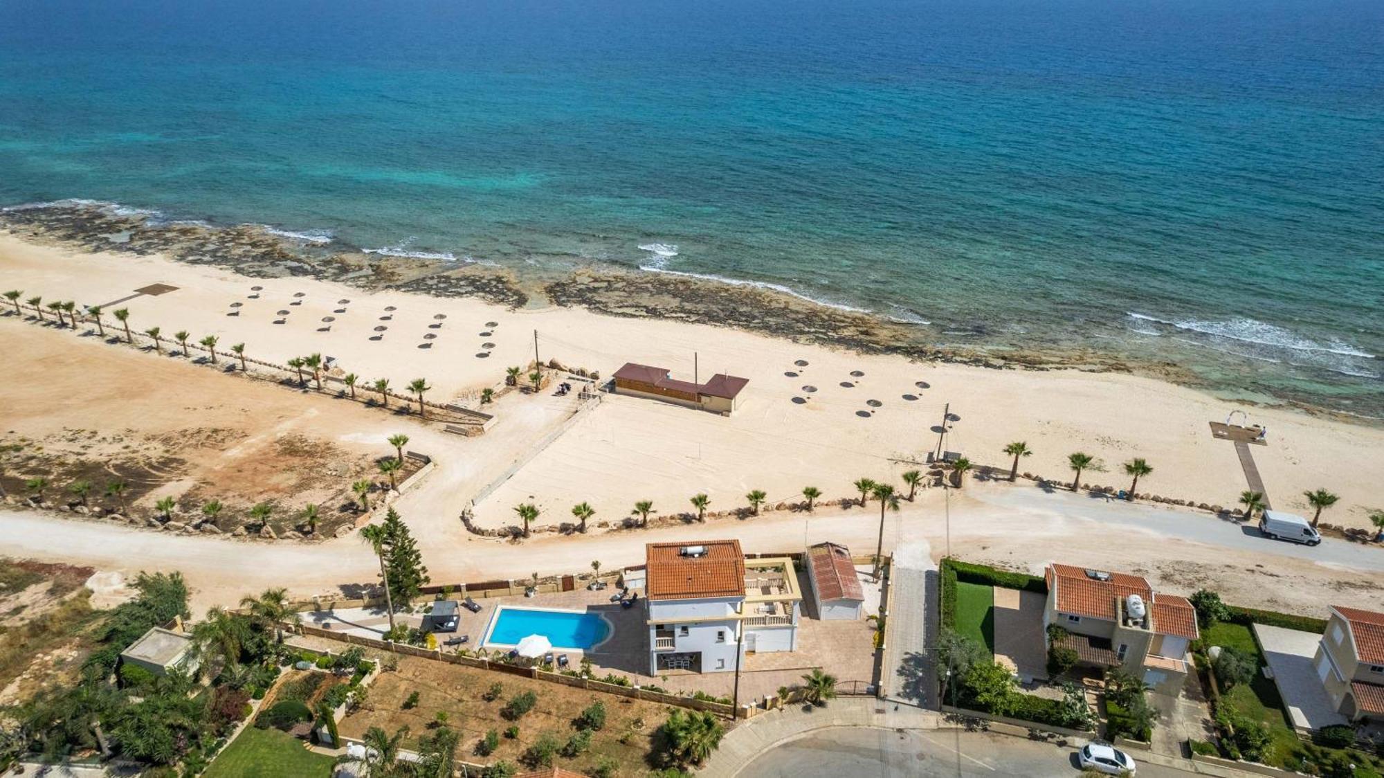 Stephanie Oasis * Ayia Napa