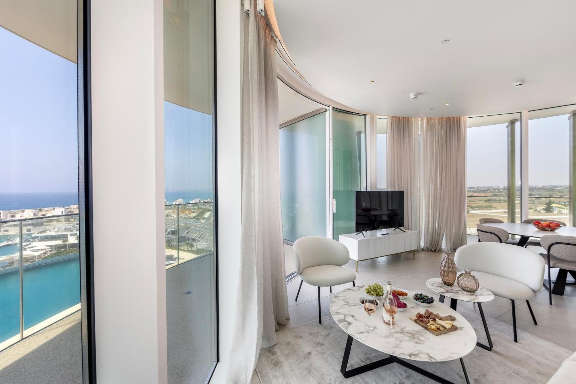 Apartment Marina East Tower