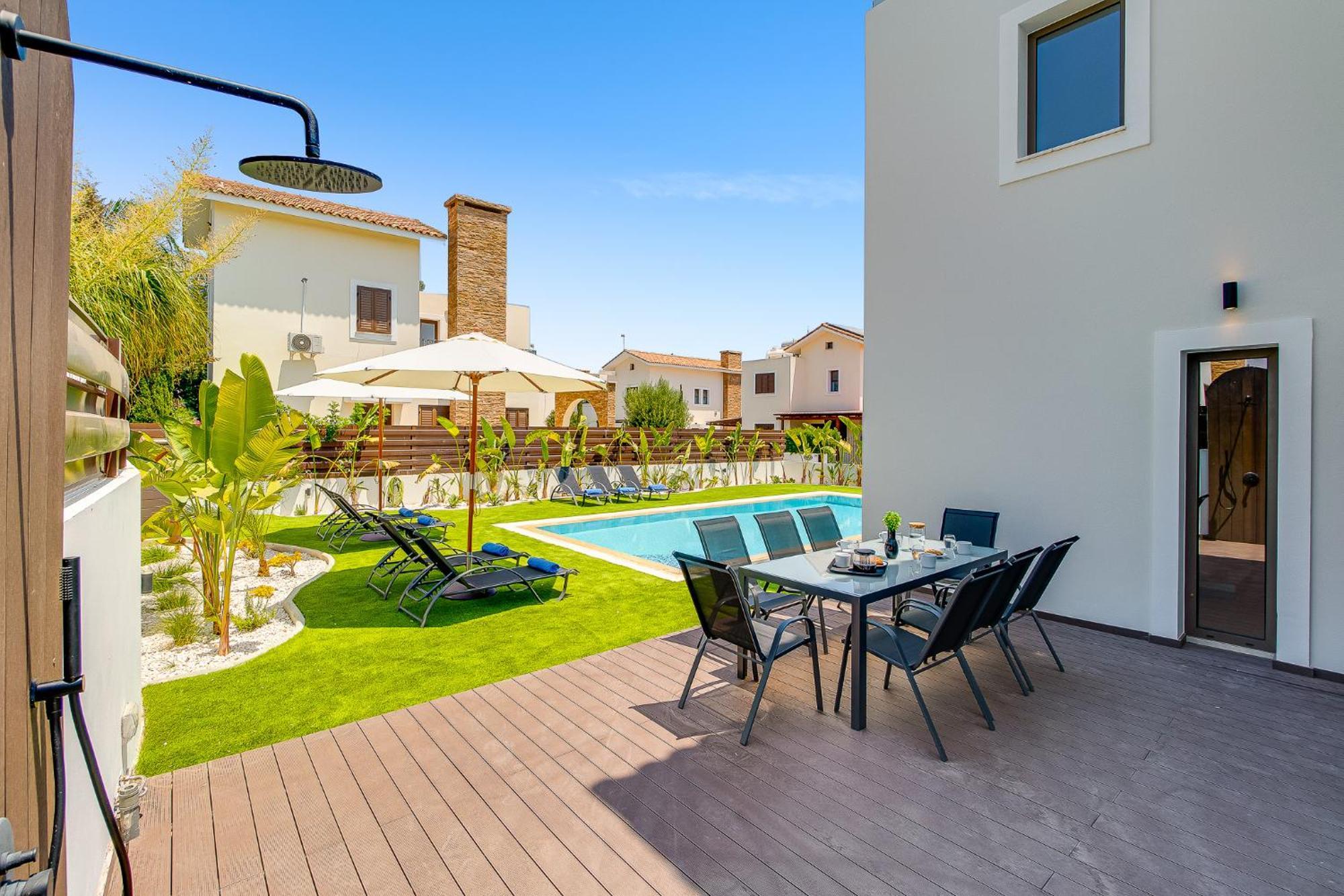 Villa Dara By Ezoria Ayia Napa