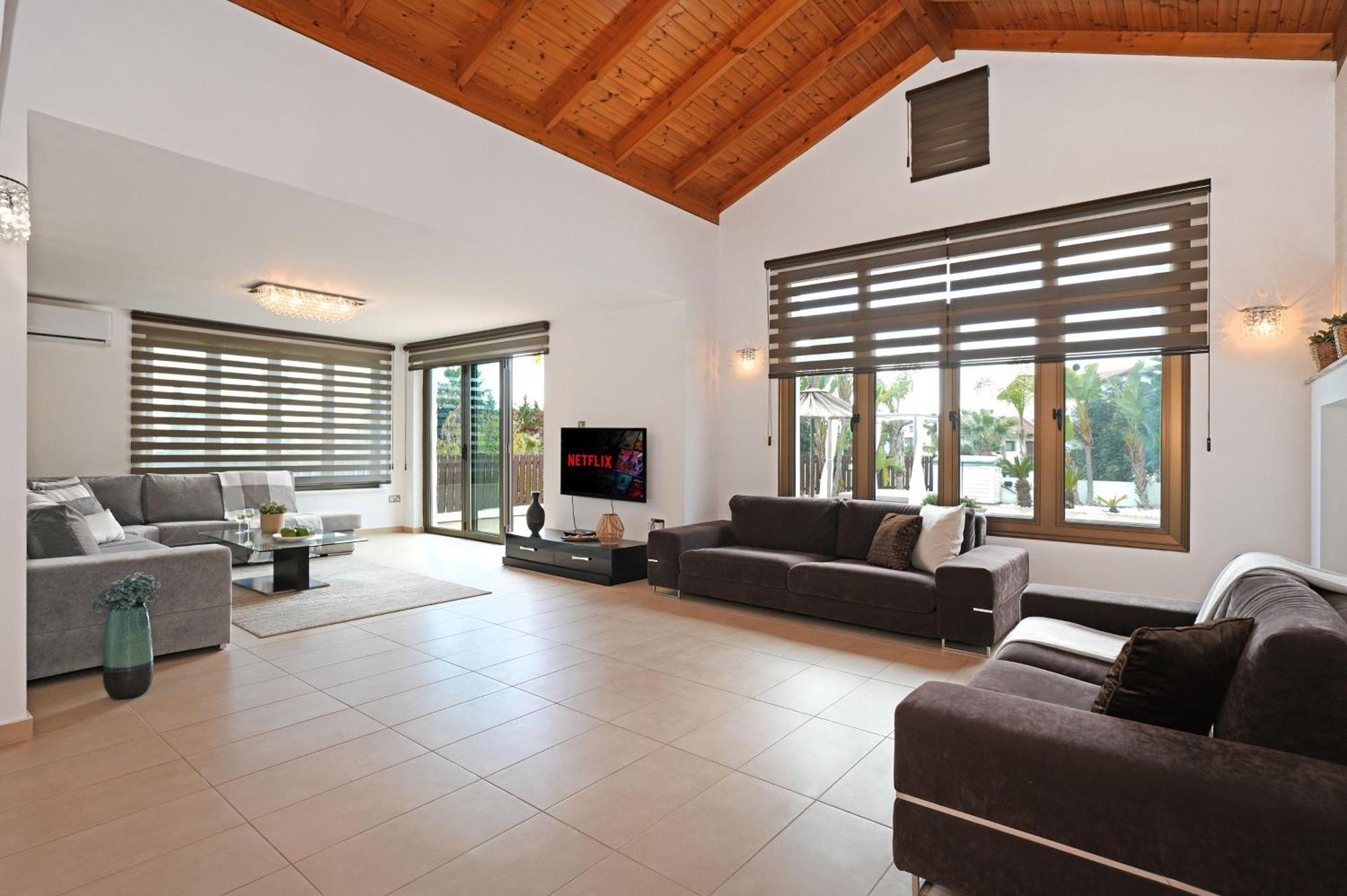 Lara - 3bed Bangalow With Large Pool Ayia Napa