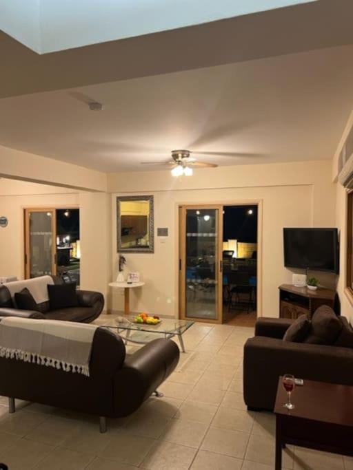 Palm 3 Bedrooms - Sleeps 6 * Ayia Napa