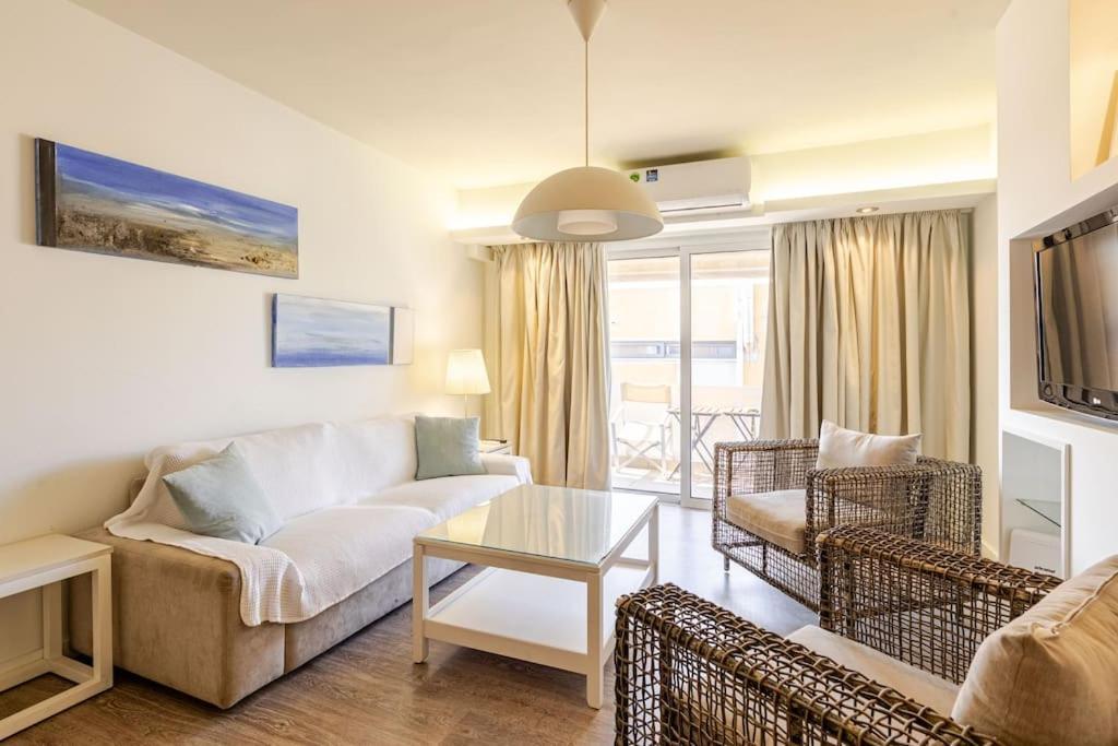 Apartment Three Bedroom Modern Flat