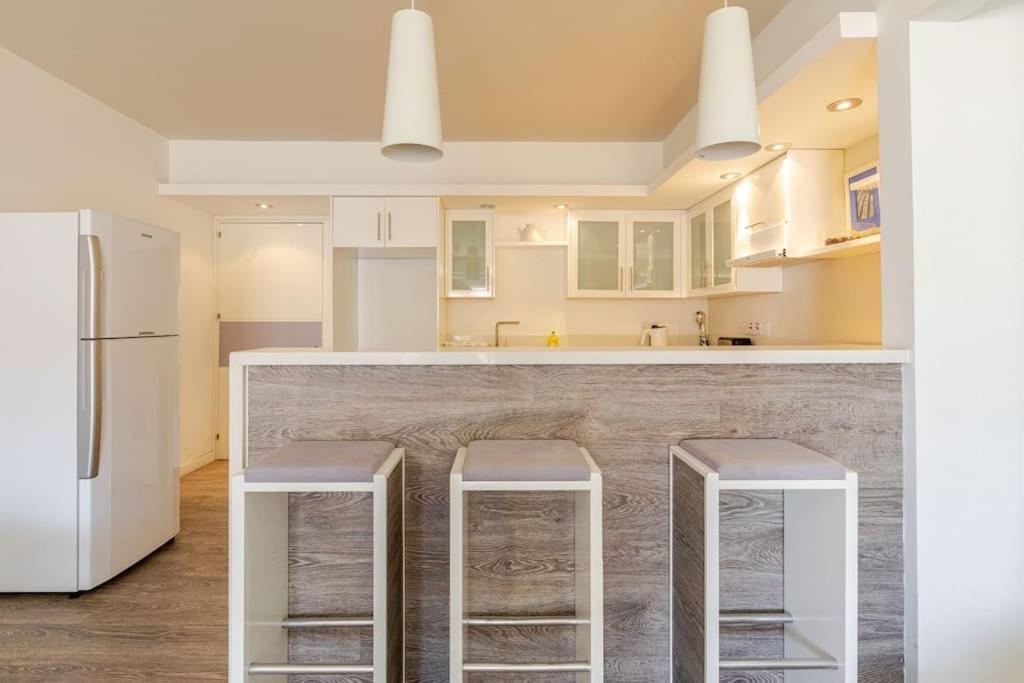 Apartment Three Bedroom Modern Flat