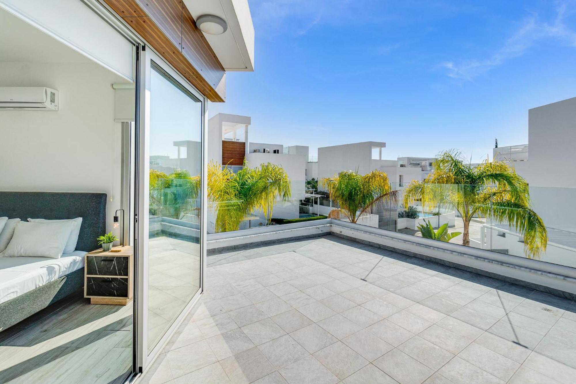 Villa Elite Blu By Ezoria Ayia Napa