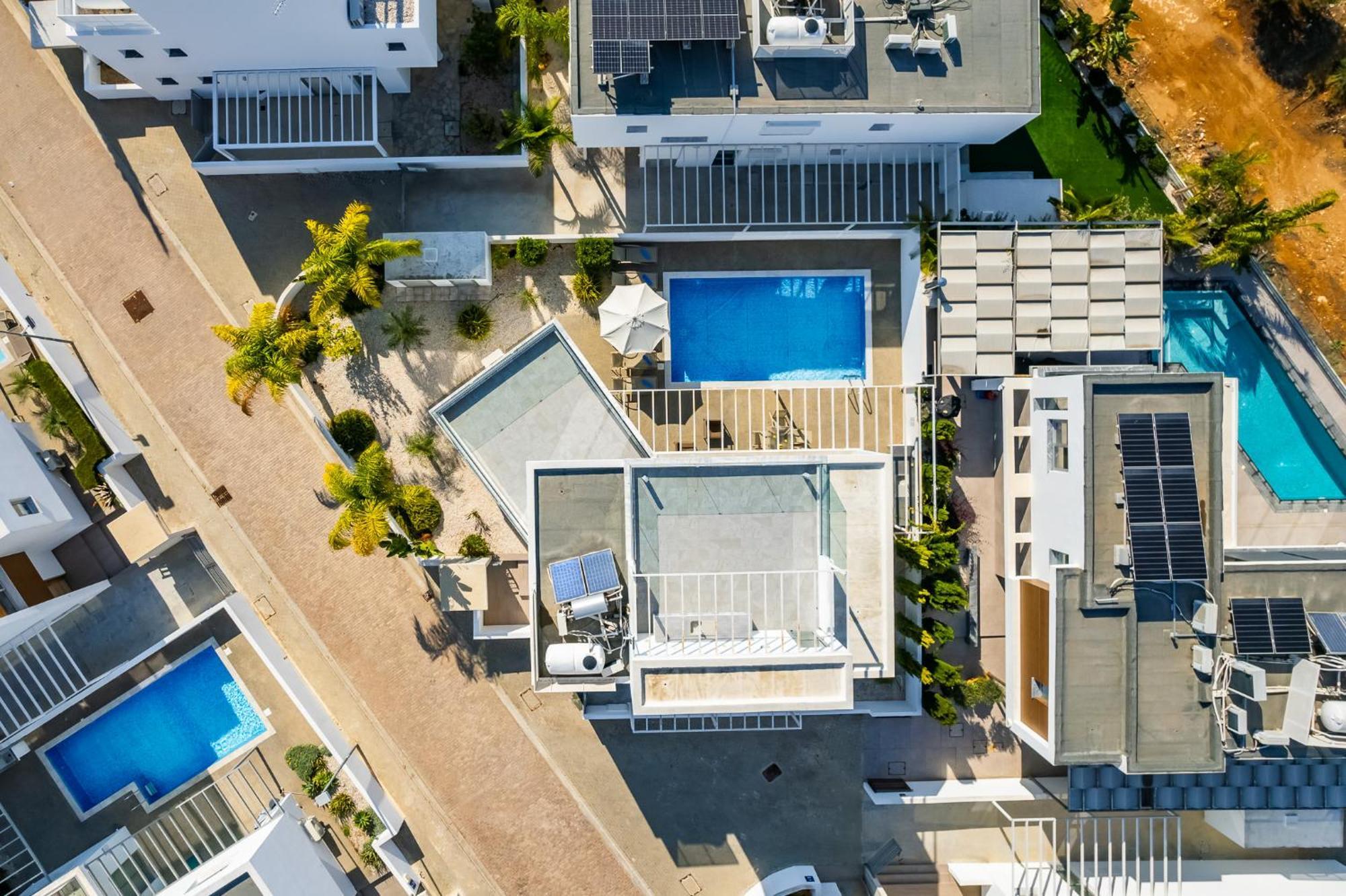Villa Elite Blu By Ezoria