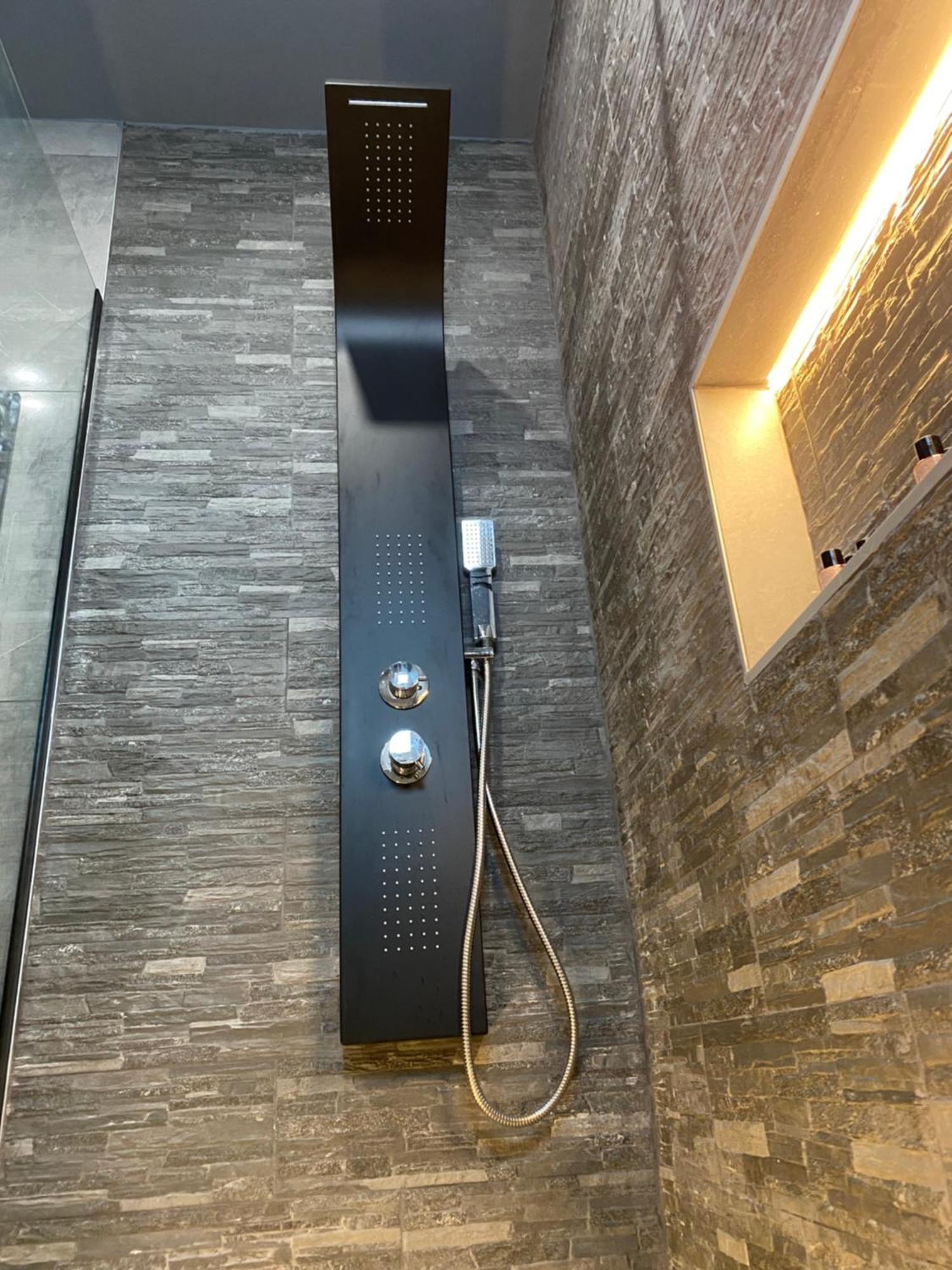 Nissi Avenue Apartment *