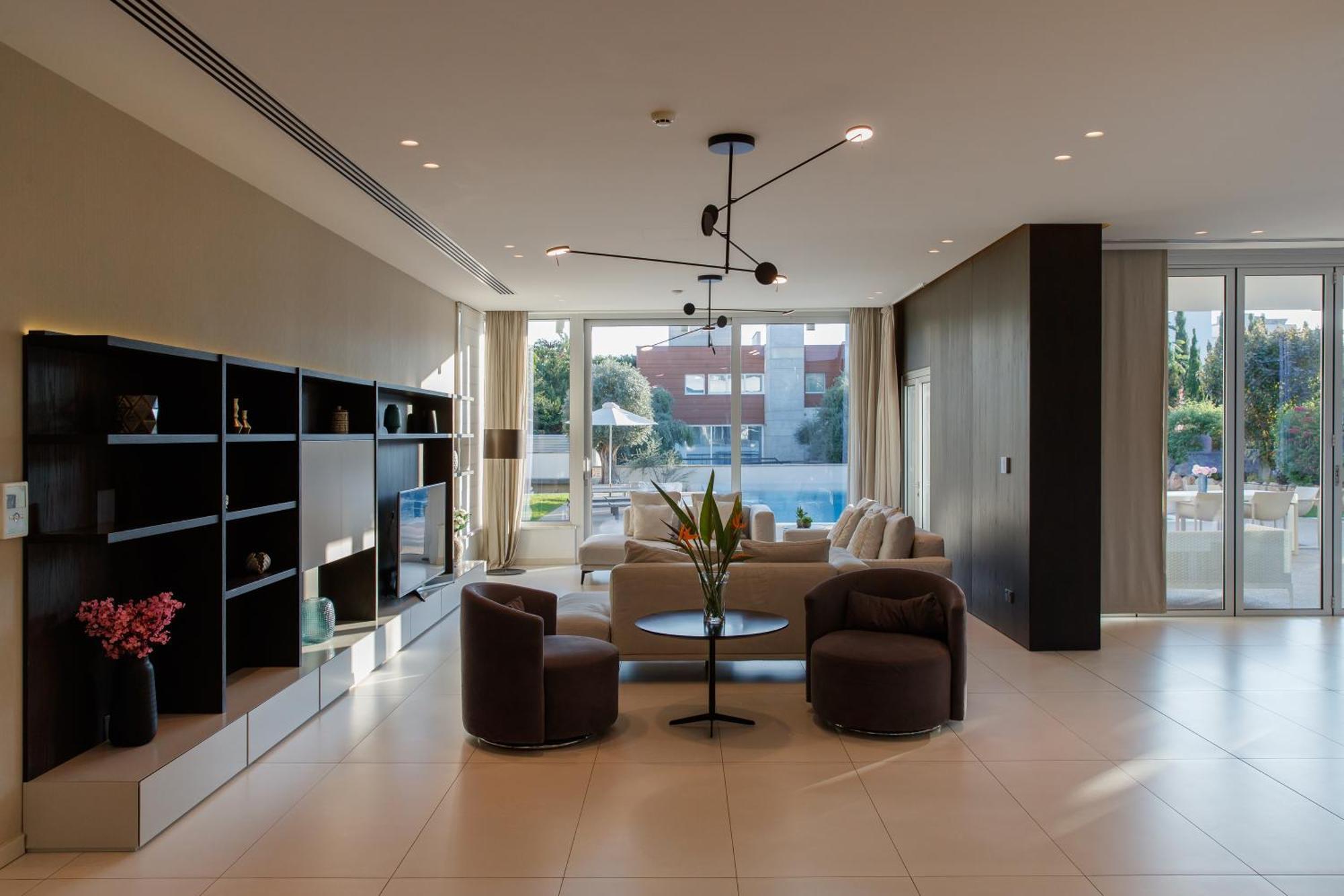 Vivo Mare Beachfront - Emerald Villa Ayia Napa
