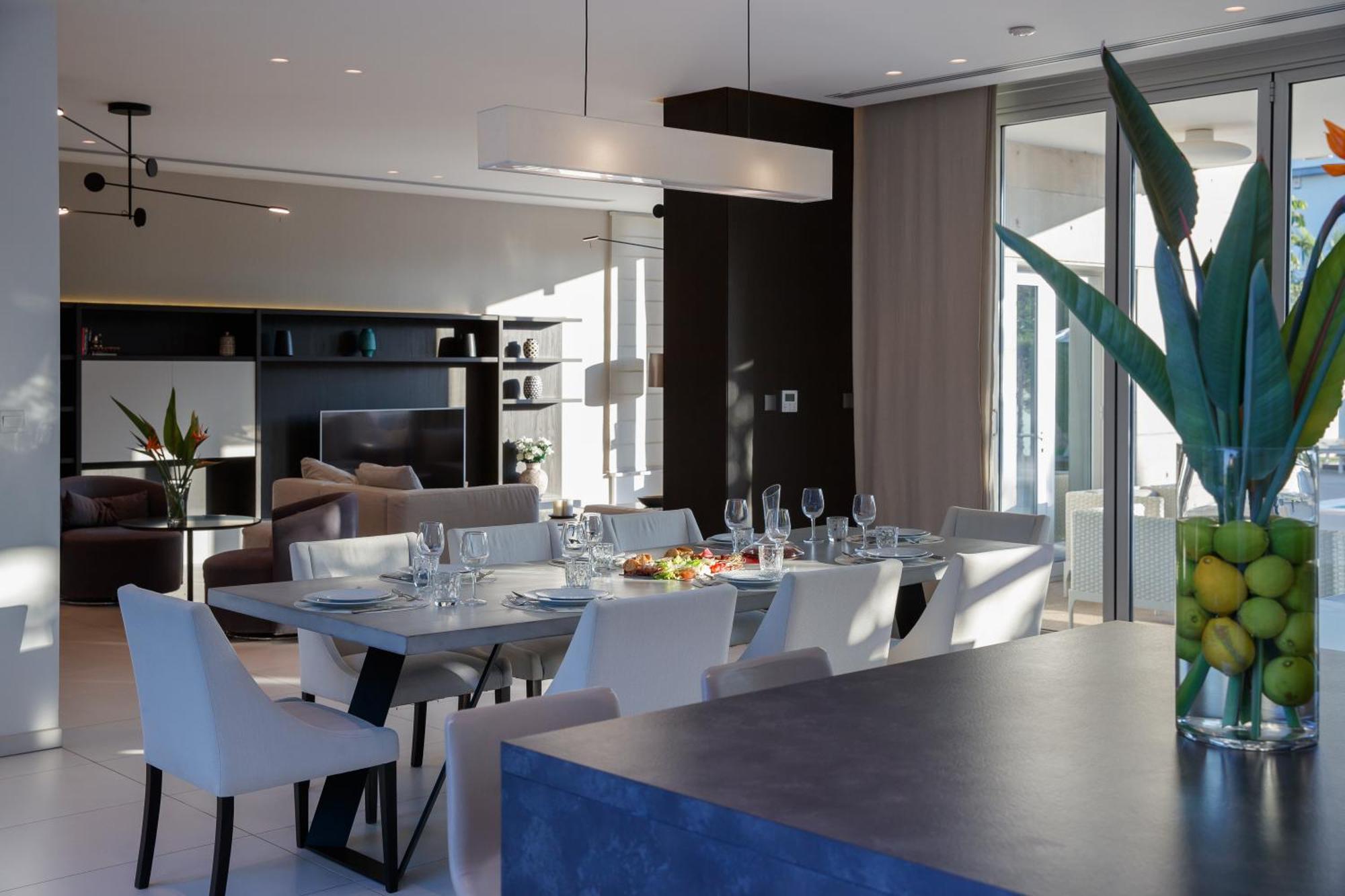 Vivo Mare Beachfront - Emerald Villa Ayia Napa