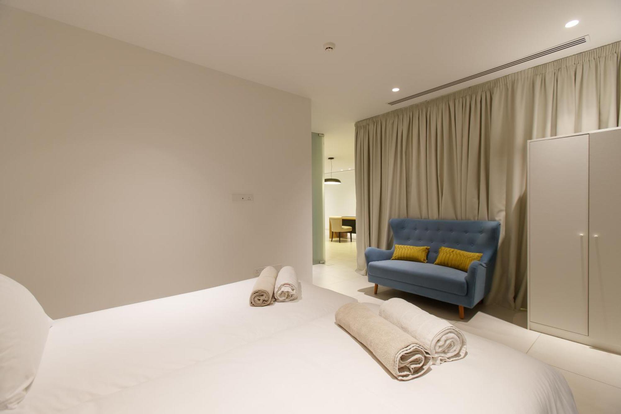 Vivo Mare Beachfront - Emerald Ayia Napa