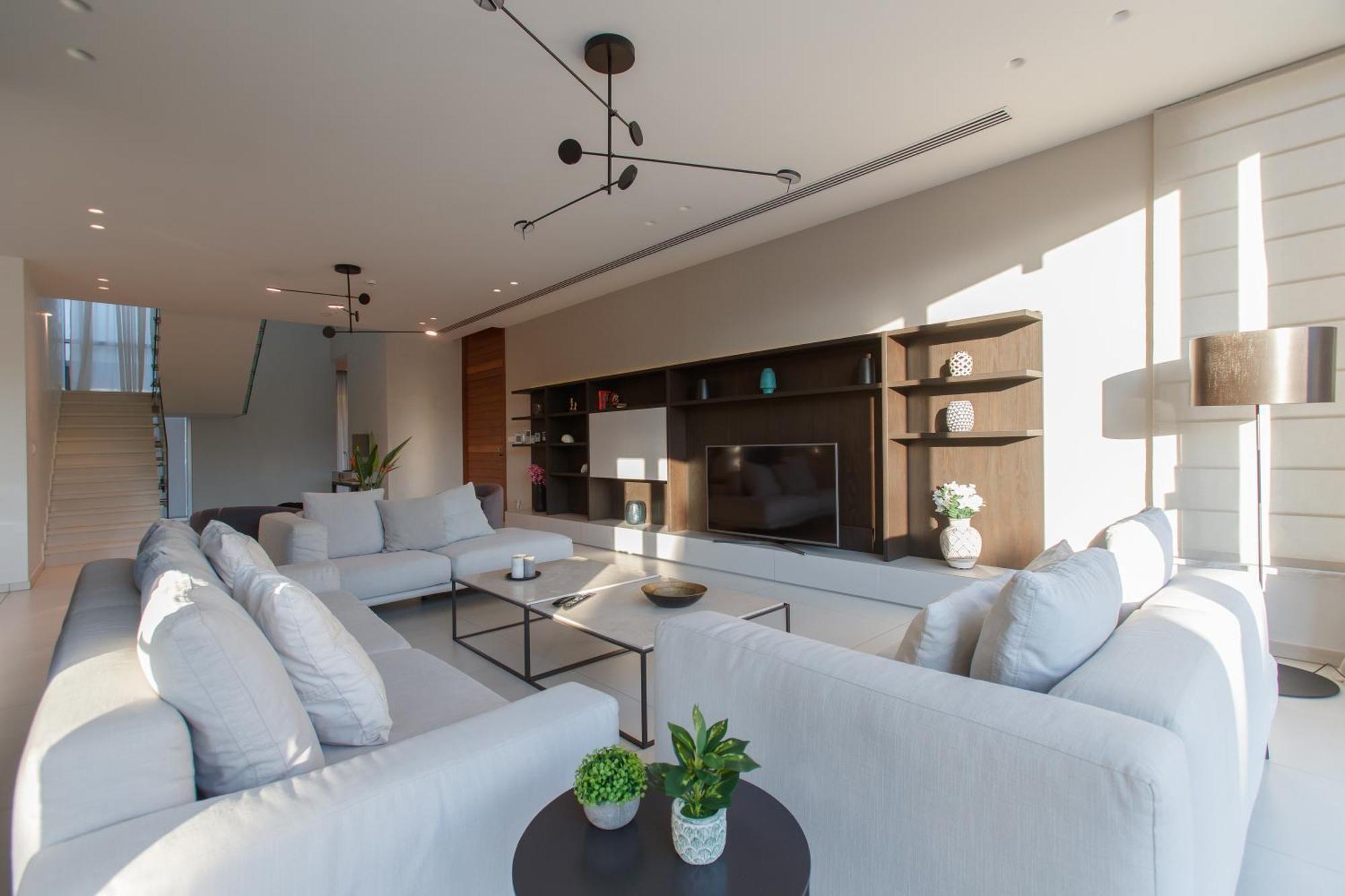 Villa Vivo Mare Beachfront - Emerald *