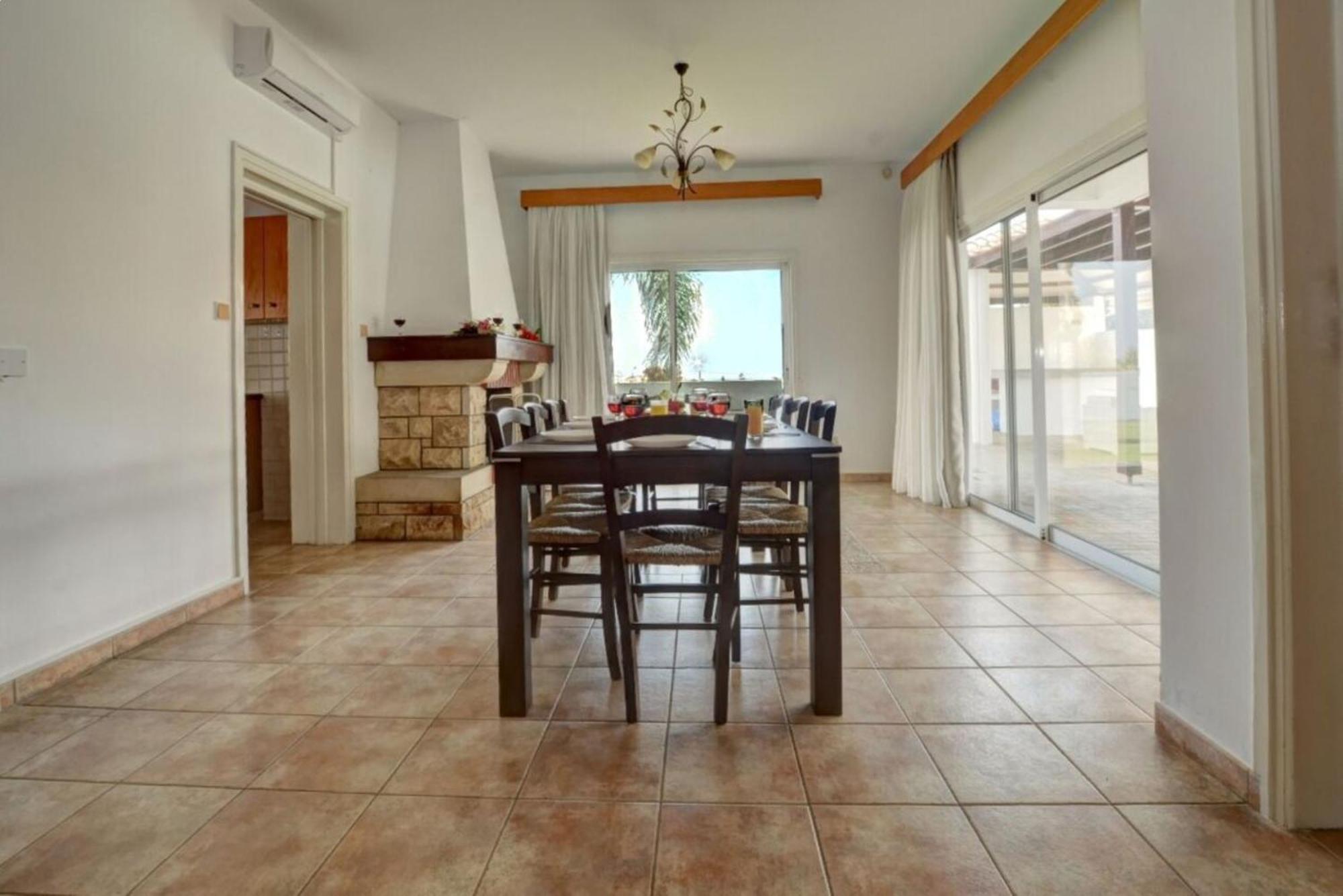 Holiday home Nissi Diamond Mansion *