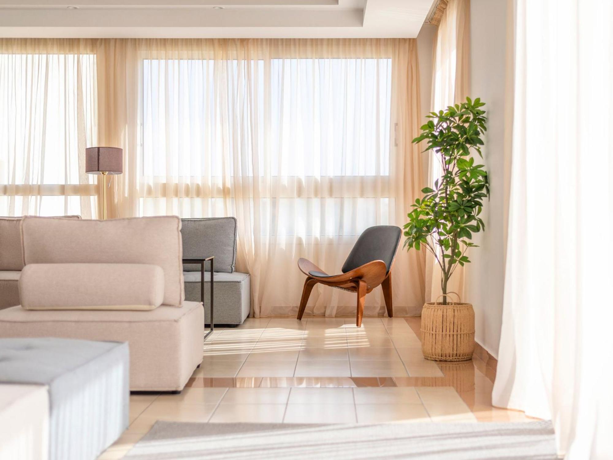 Sanders Florida Apartment *