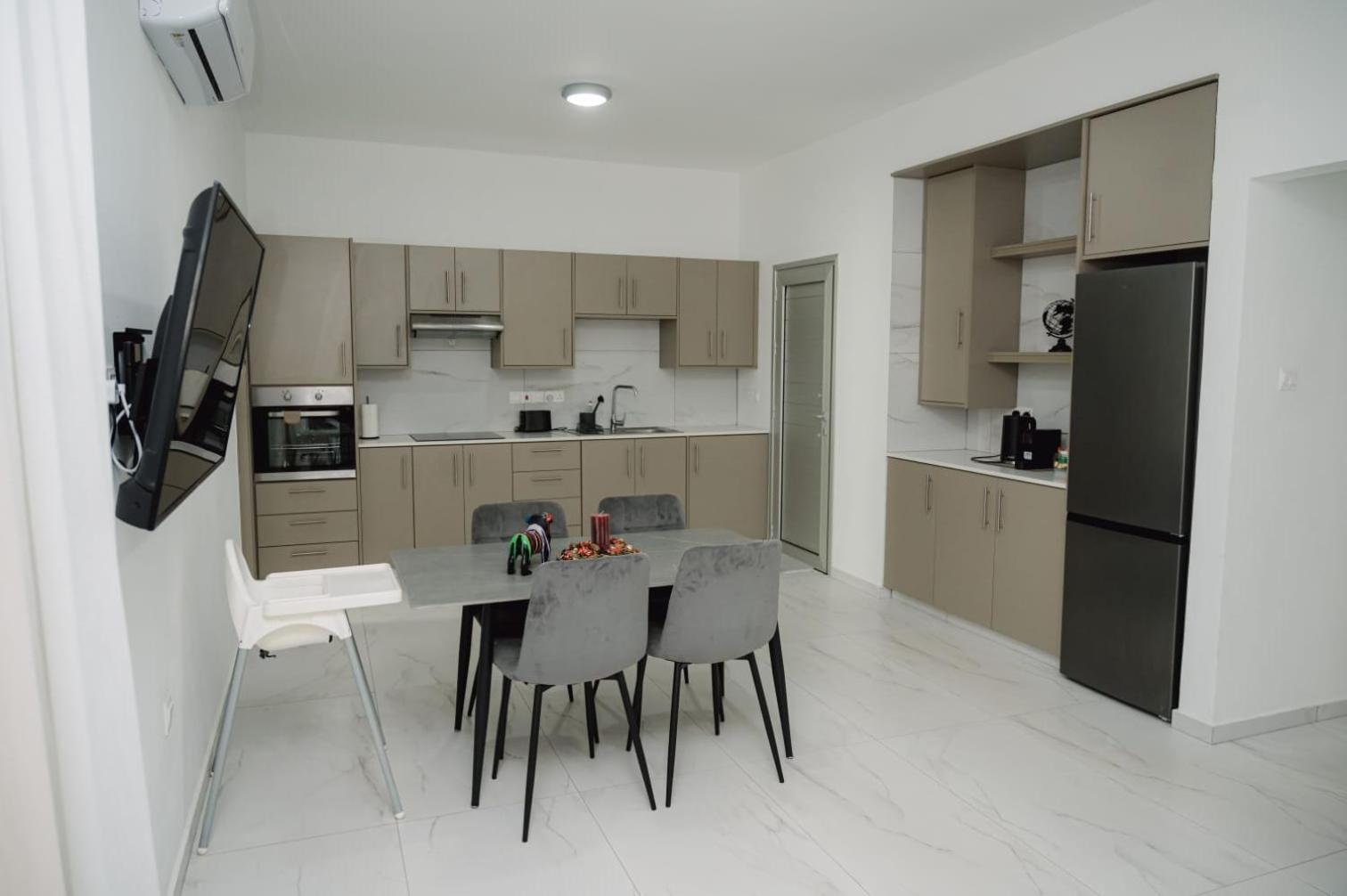 Nissi Route 76 Apartment